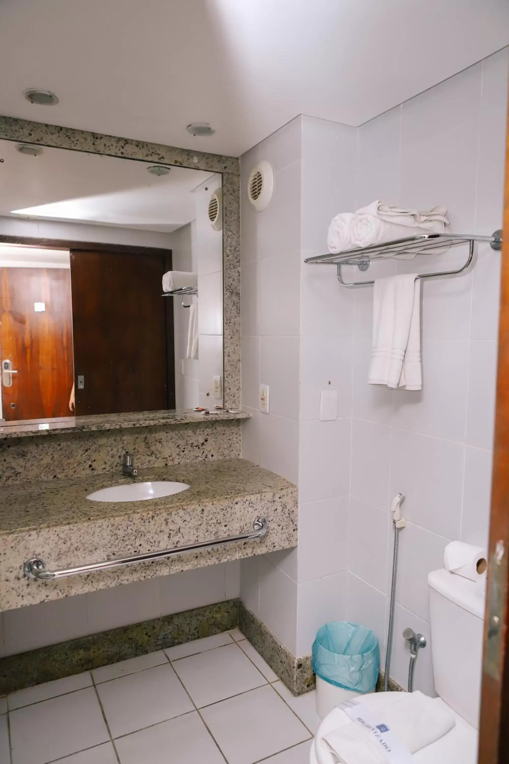 Toilet, Bathroom in Porto Suítes Natal Hotel