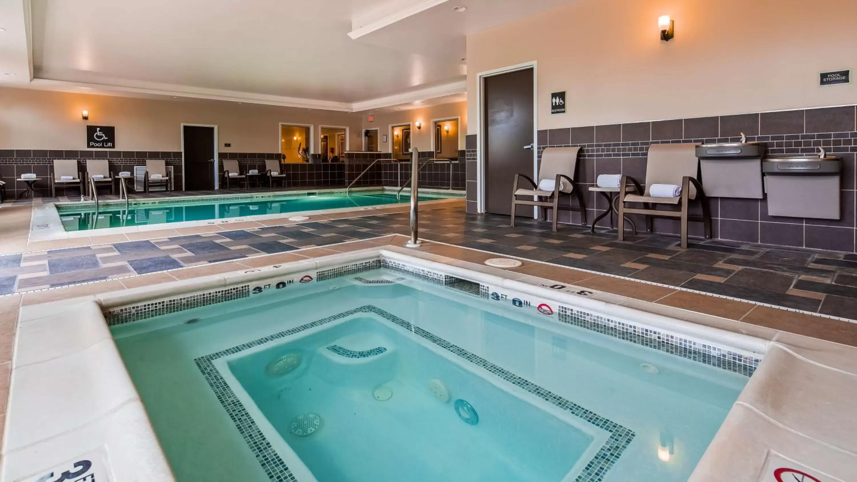 On site, Swimming Pool in Best Western Plus Easton Inn & Suites