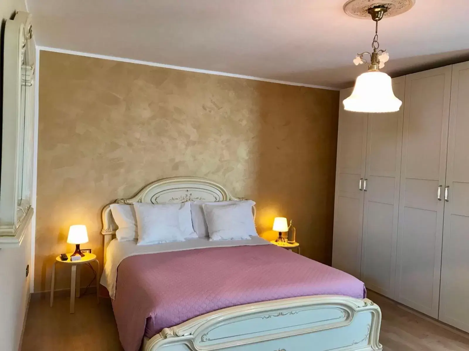 Double Room with Spa Bath in B&B Red Village Double Room with Spa Bath in B&B Red Village