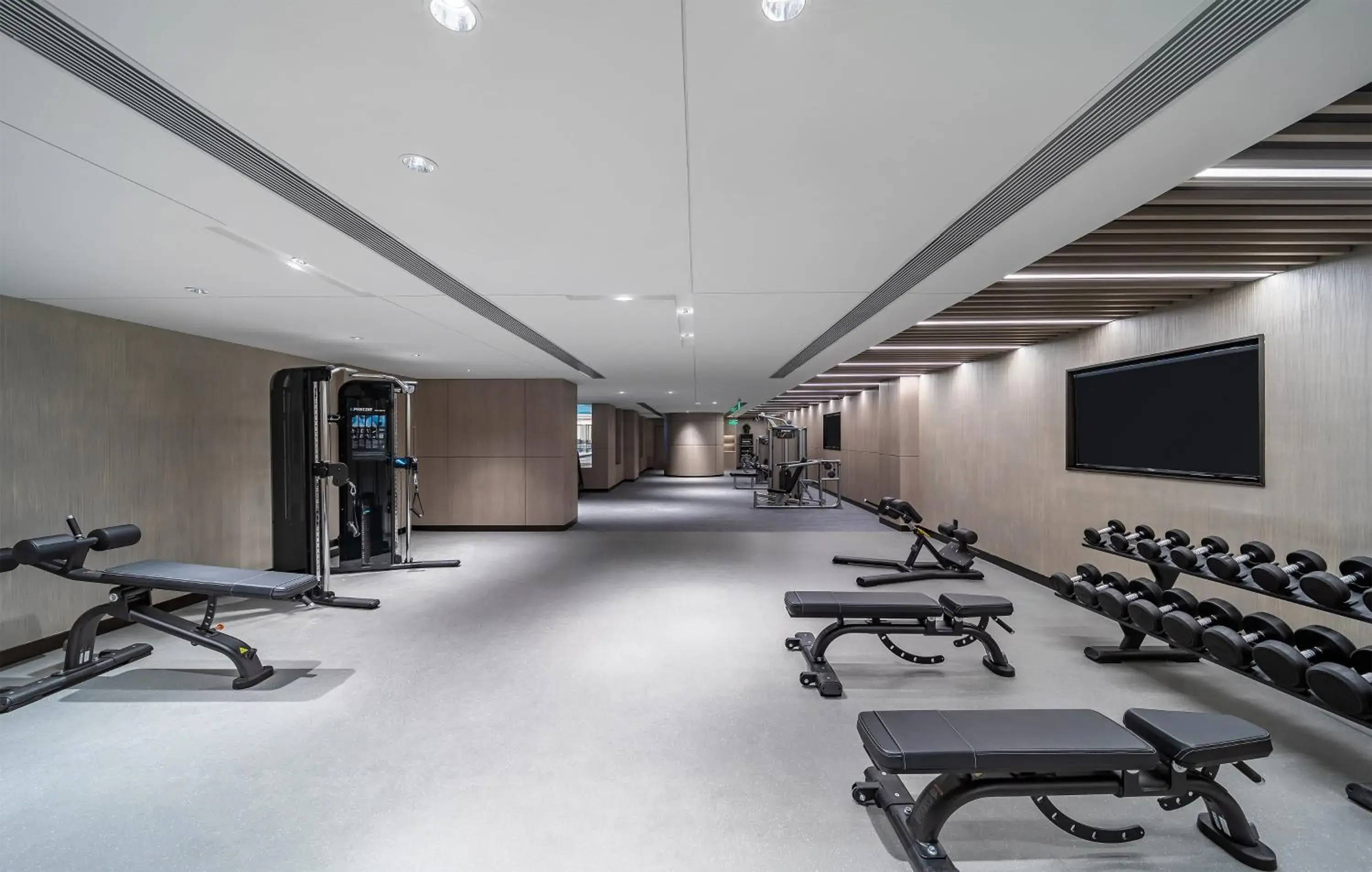 Fitness centre/facilities in HUALUXE Xi'an Chanba by IHG-西安浐灞华邑酒店-Near Xi'an International Convention Exhibition Center and Shopping mall and The Romantic show of Xi'an-Free Luggage Storage-English Service Fitness centre/facilities in HUALUXE Xi'an Chanba by IHG-西安浐灞华邑酒店-Near Xi'an International Convention Exhibition Center and Shopping mall and The Romantic show of Xi'an-Free Luggage Storage-English Service