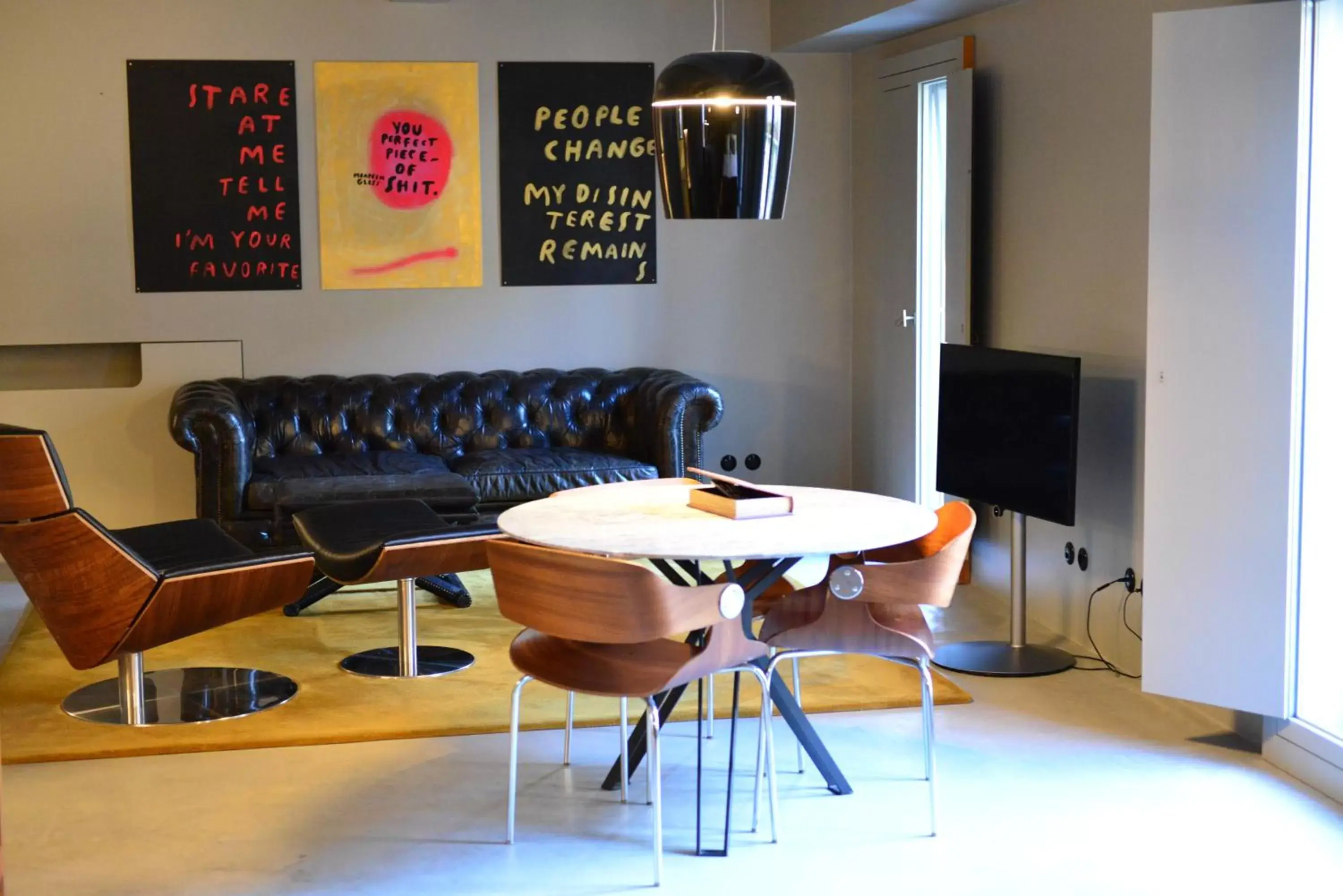 Living room in Raw Culture Art & Lofts Bairro Alto