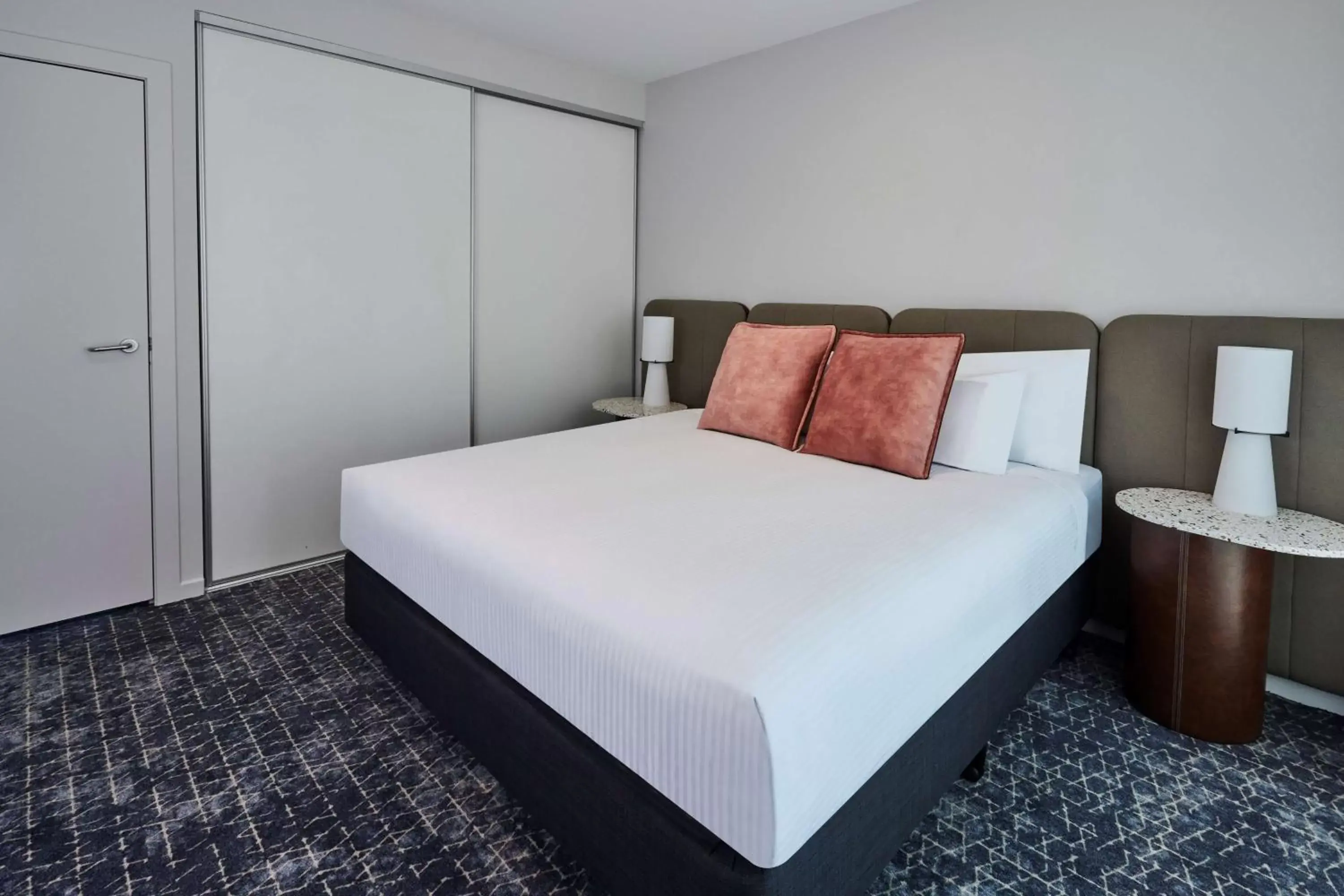 Photo of the whole room, Bed in Adina Apartment Hotel Melbourne Flinders Street