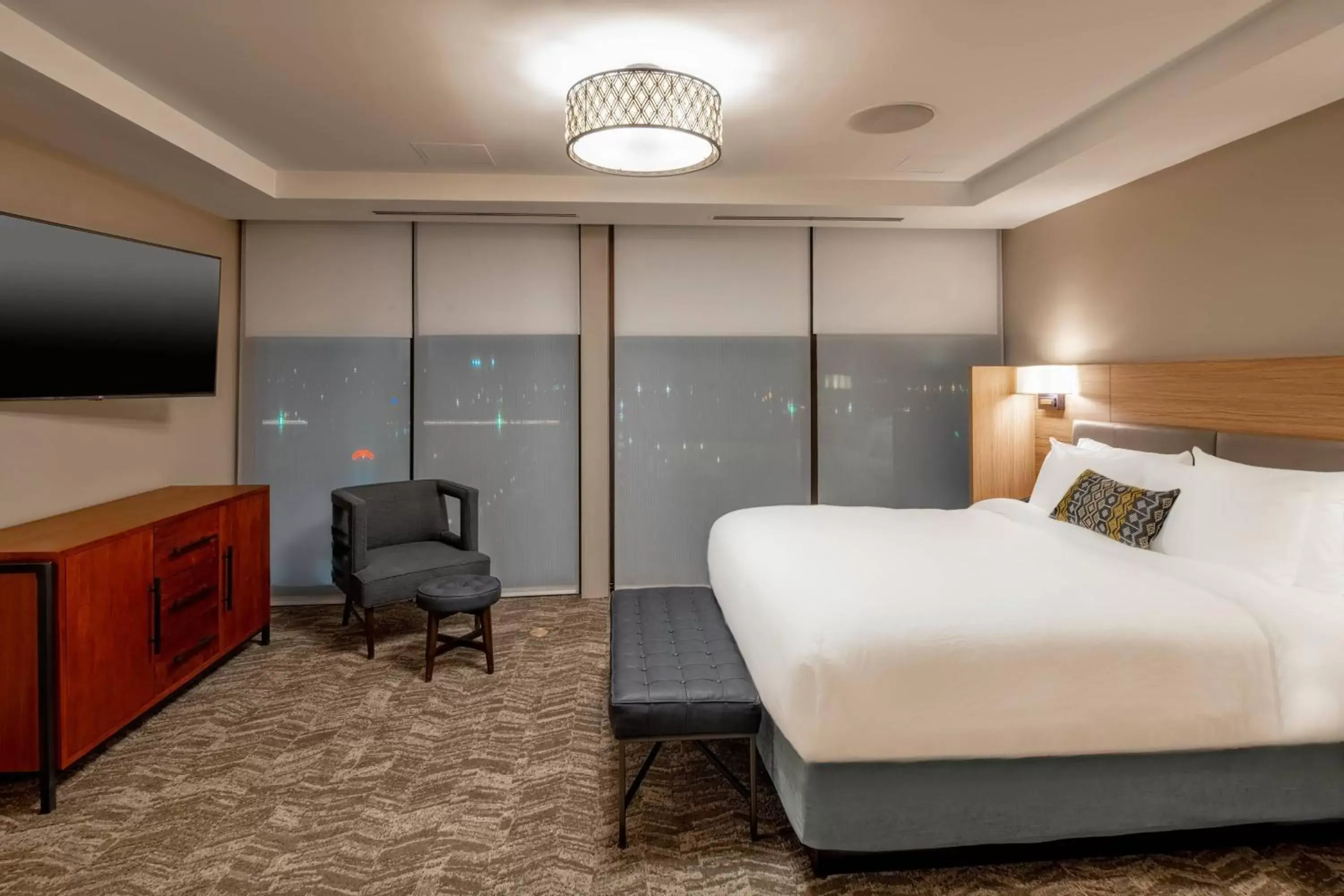 Bedroom, Bed in SpringHill Suites by Marriott Fort Worth Historic Stockyards
