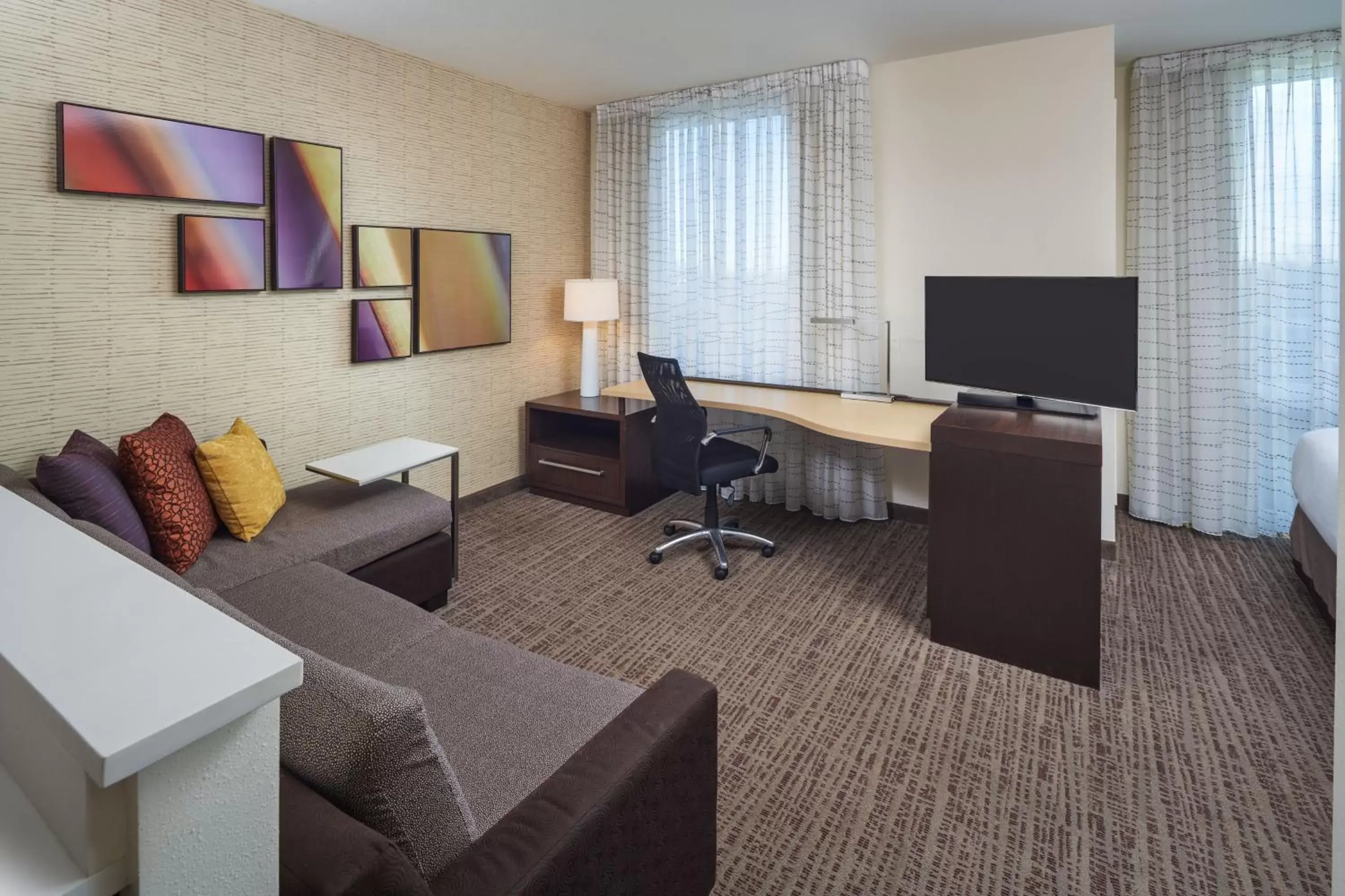 Photo of the whole room, Seating Area in Residence Inn by Marriott Philadelphia Airport