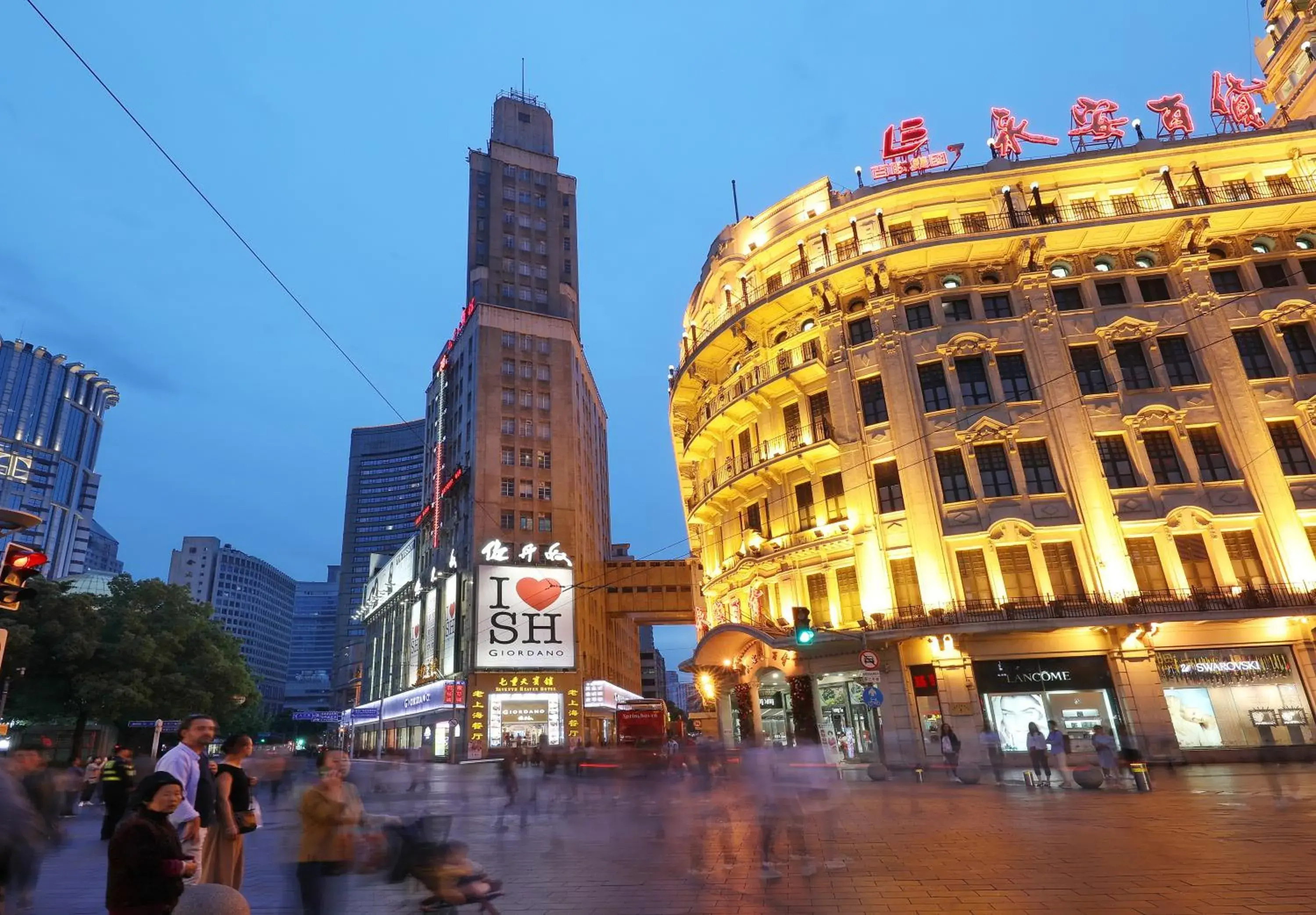 Property building in Seventh Heaven Hotel Property building in Seventh Heaven Hotel