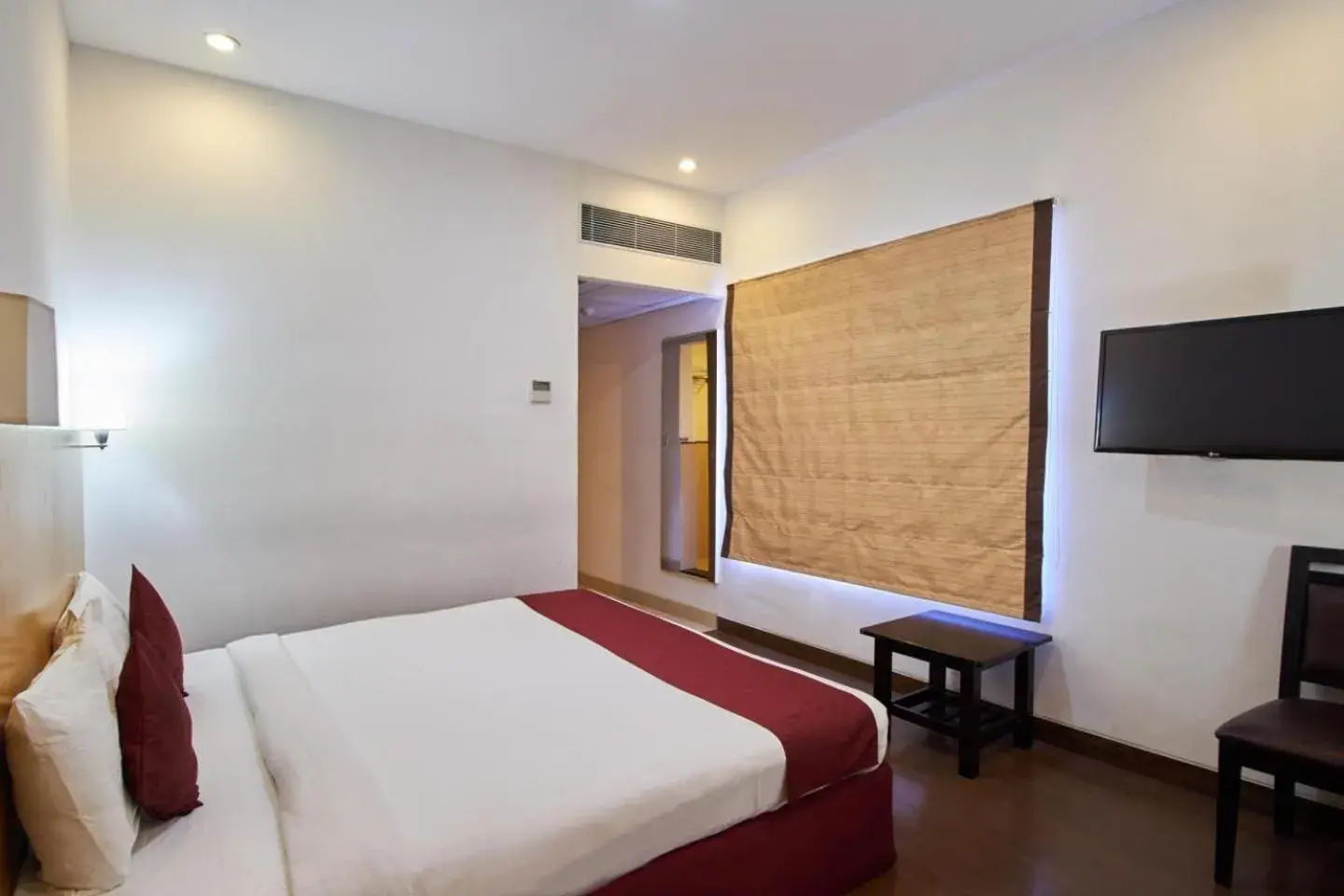 Bedroom, Bed in Keys Select by Lemon Tree Hotels, Katti-Ma, Chennai