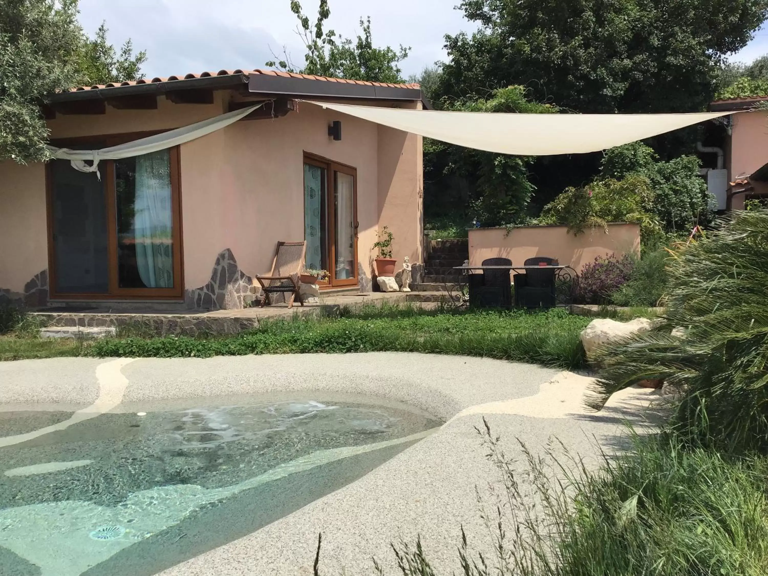 Swimming pool in B&B A Casa di Silvia