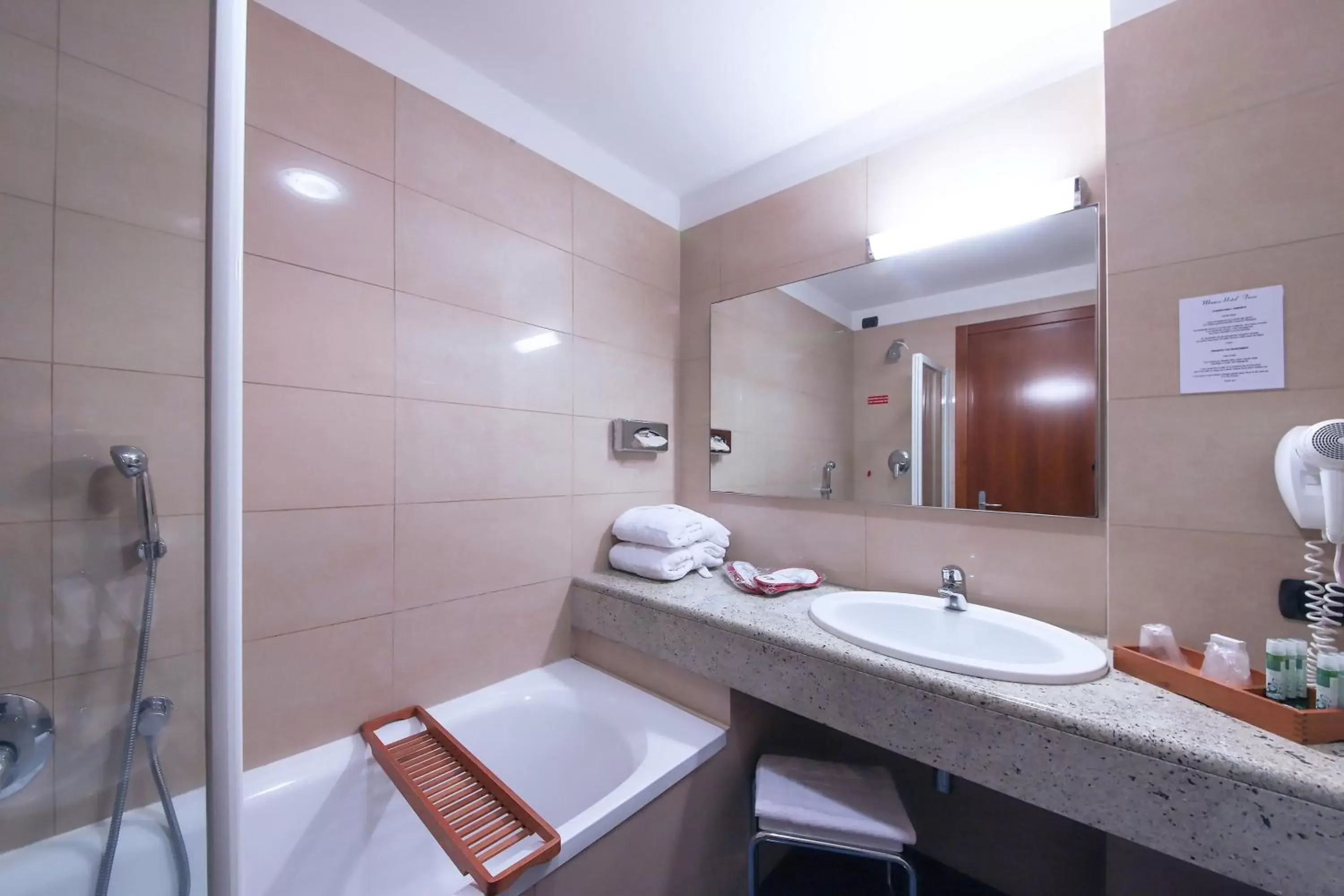 Shower, Bathroom in Monica Hotel Fiera
