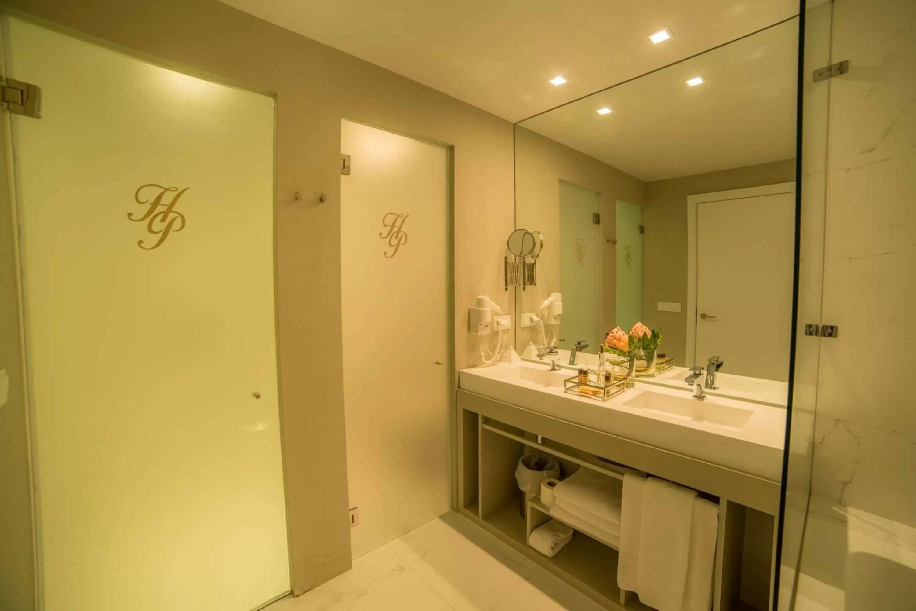 Bathroom in Hotel do Parque