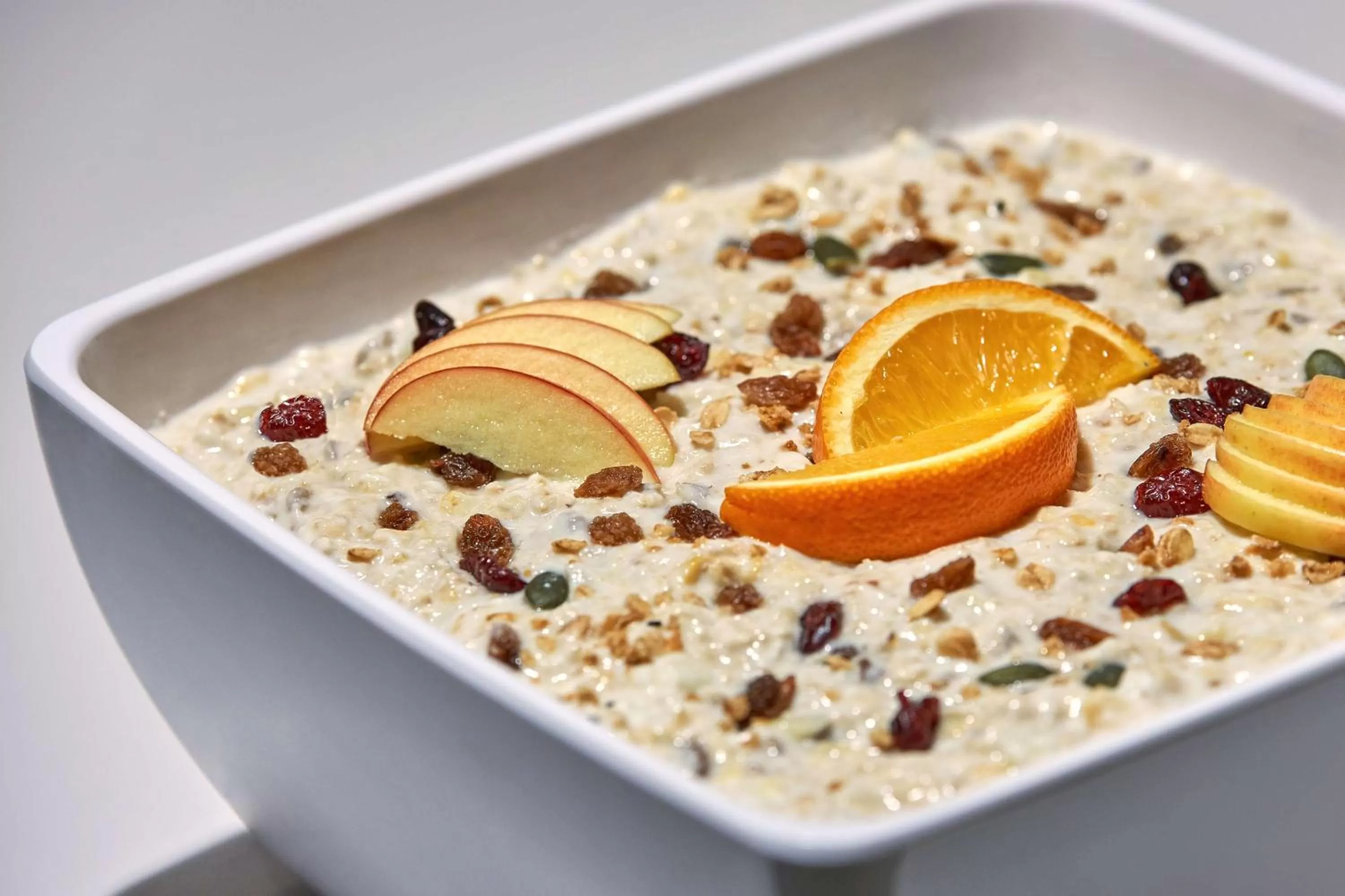 Dining area in Hampton by Hilton Berlin City Centre Alexanderplatz