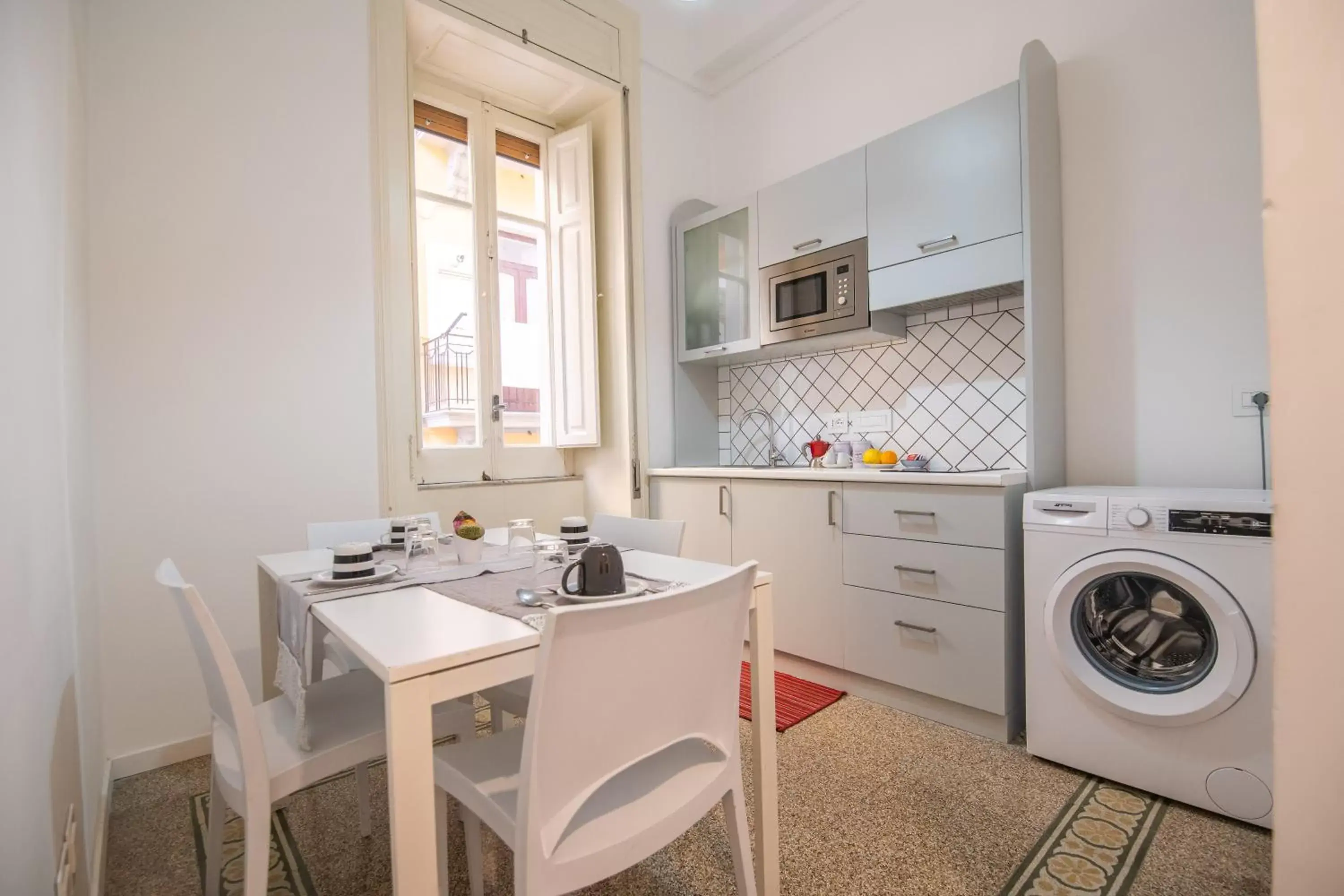 washing machine, Kitchen/Kitchenette in Bed&Breakfast Salerno