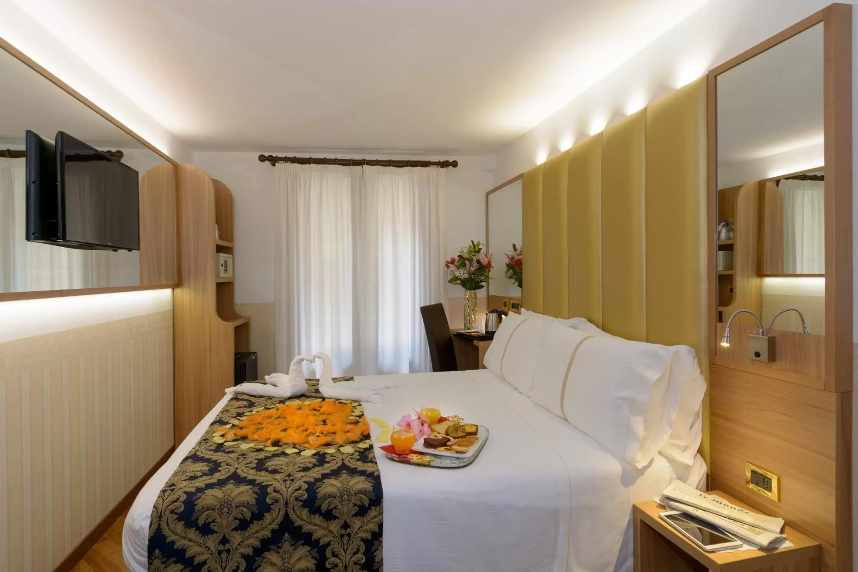 Bedroom, Bed in UNAHOTELS Ala Venezia-Adults 16