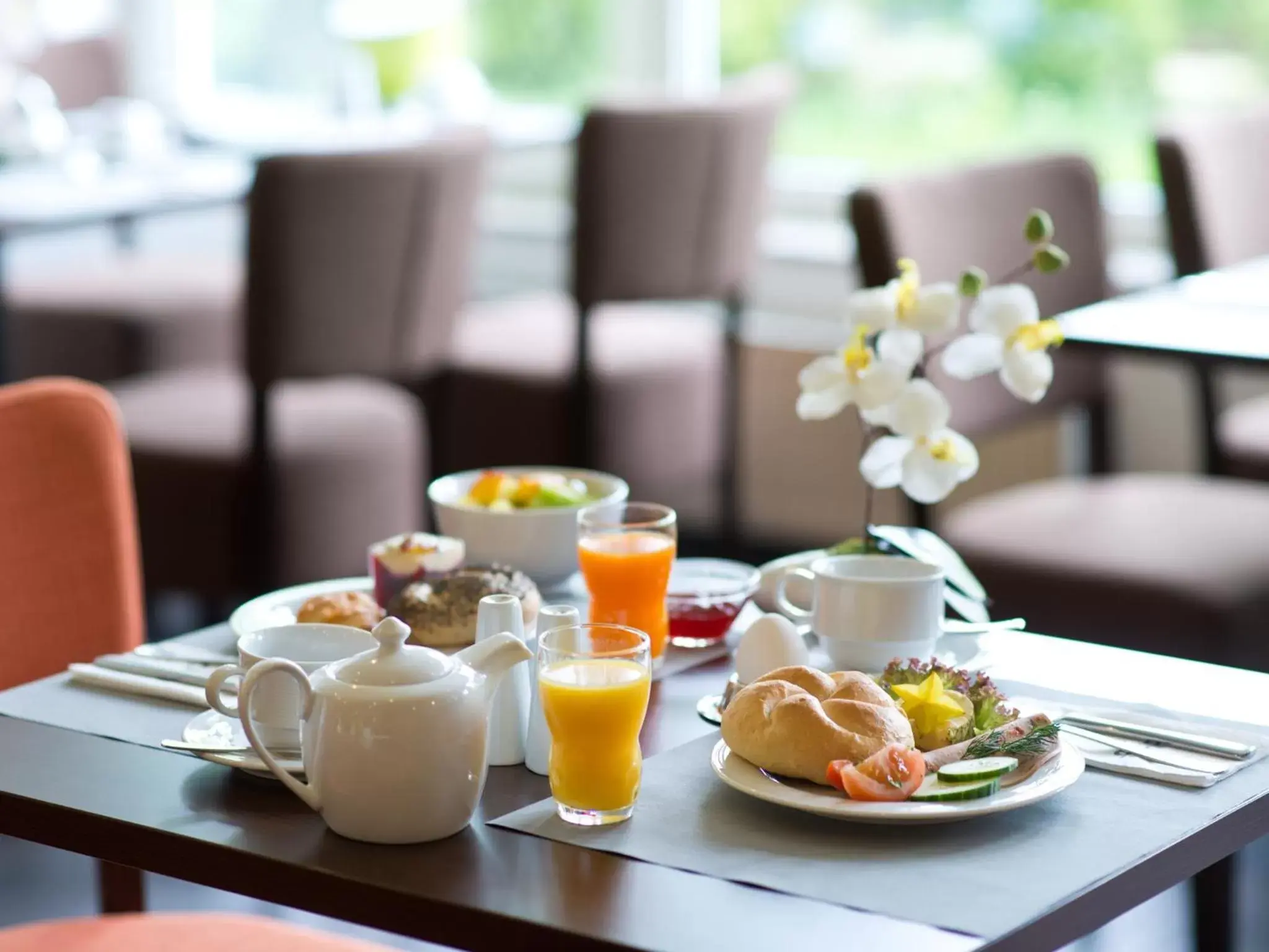 Restaurant/places to eat, Breakfast in ACHAT Hotel Stuttgart Zuffenhausen