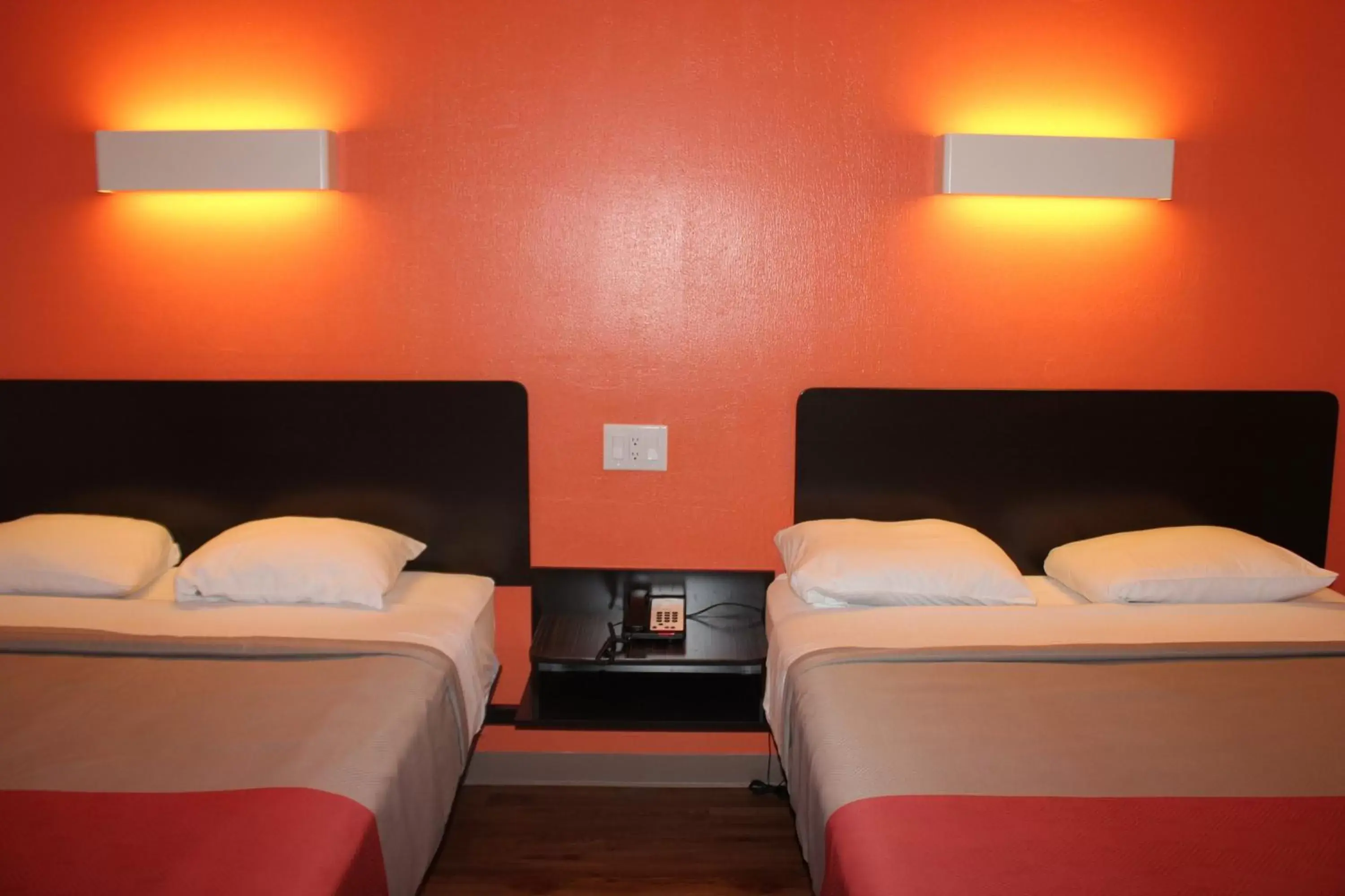 Bedroom, Bed in Motel 6-Rosenberg, TX
