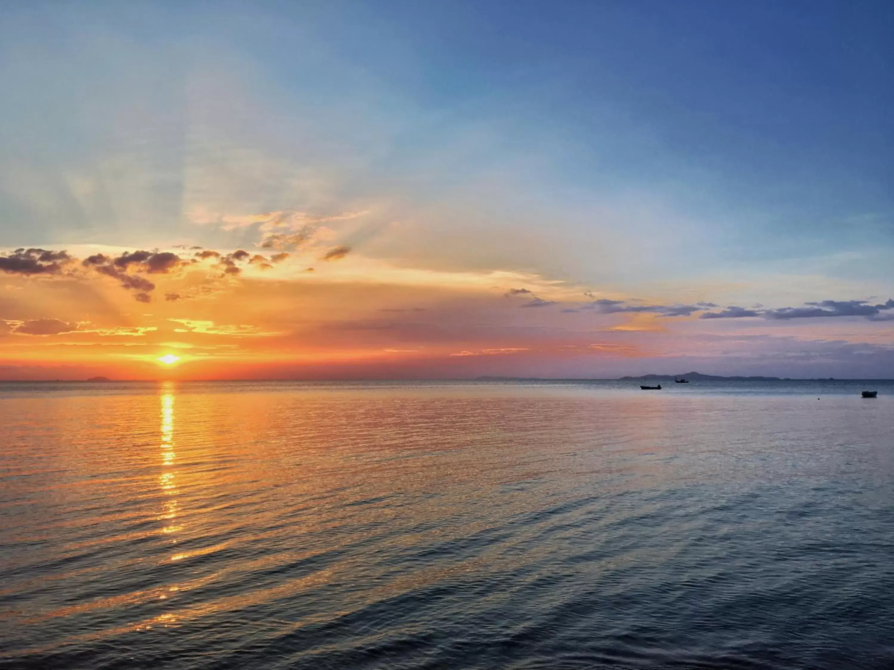 Beach in Costa Village Bangsaray