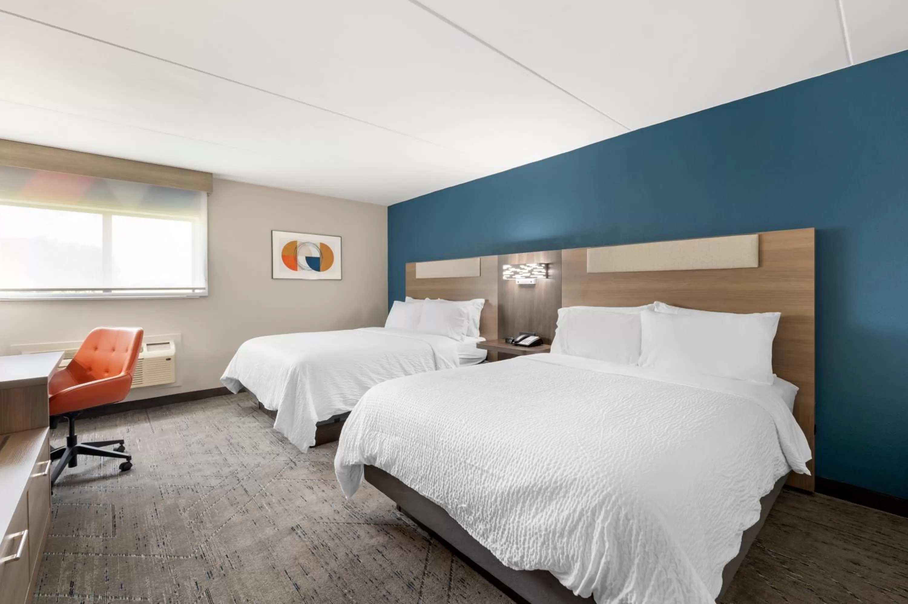 Bed in Holiday Inn Express Greencastle by IHG