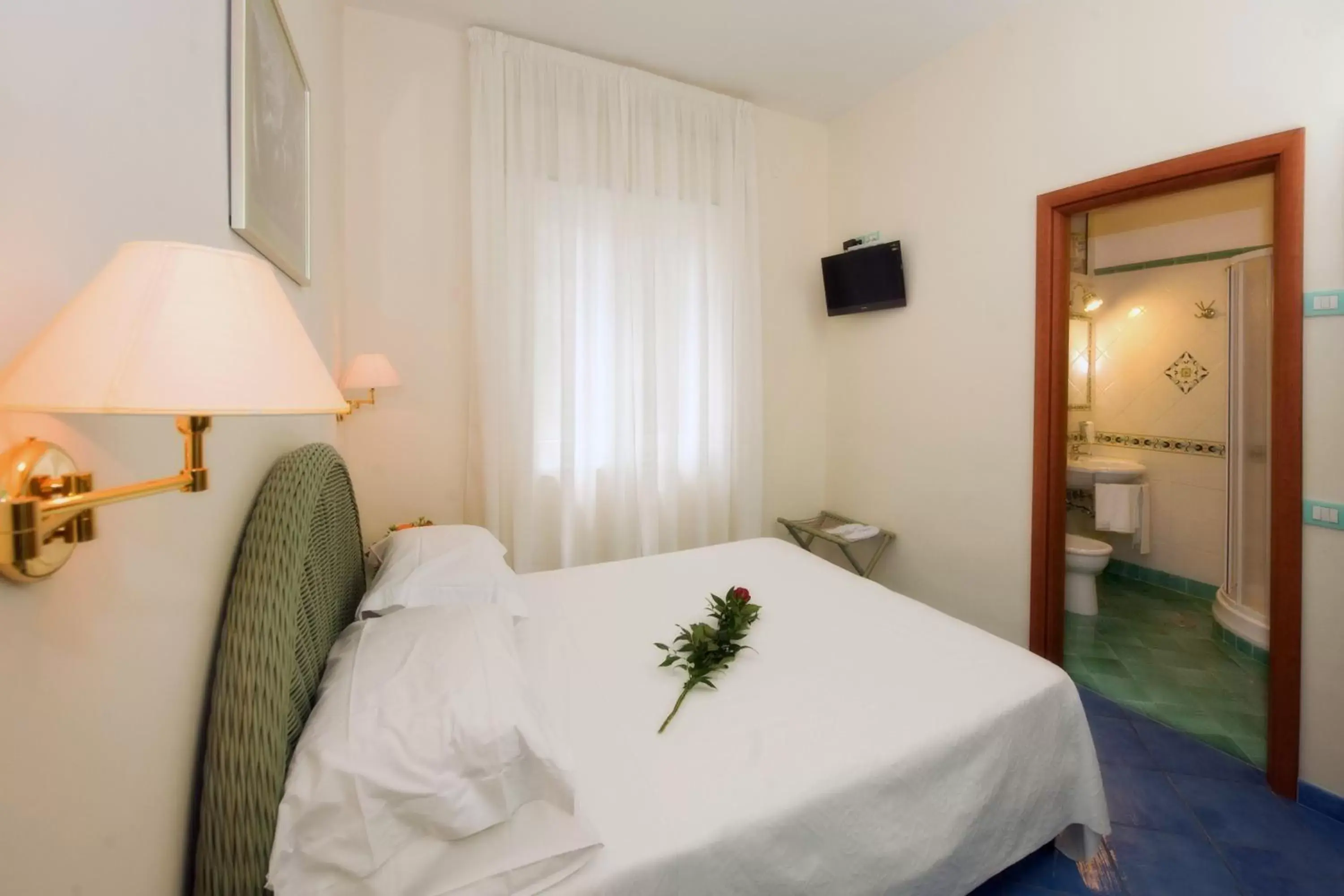 Bed in Hotel Pensione Reale