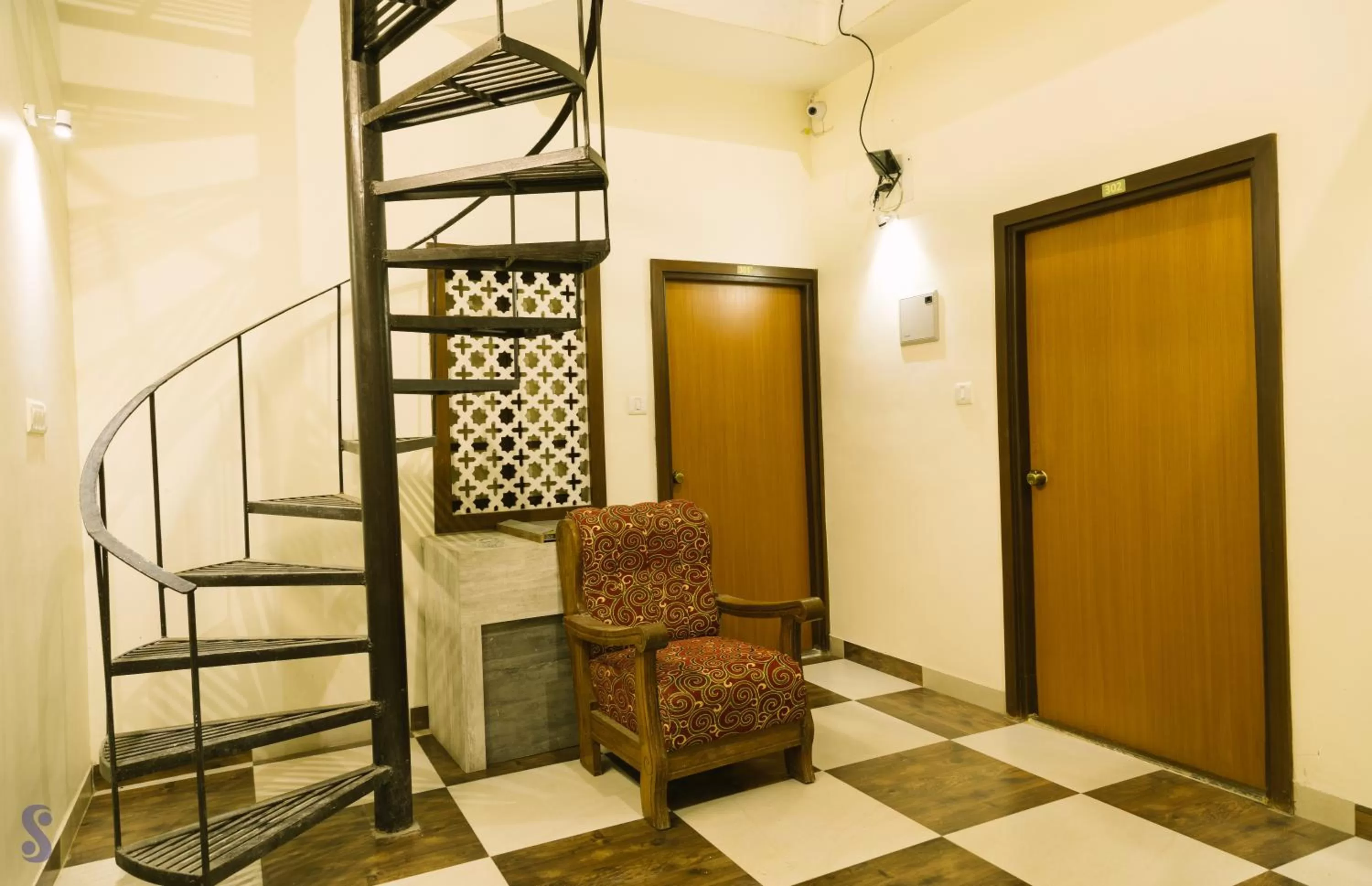 Floor plan, Seating Area in Safarnama Varanasi