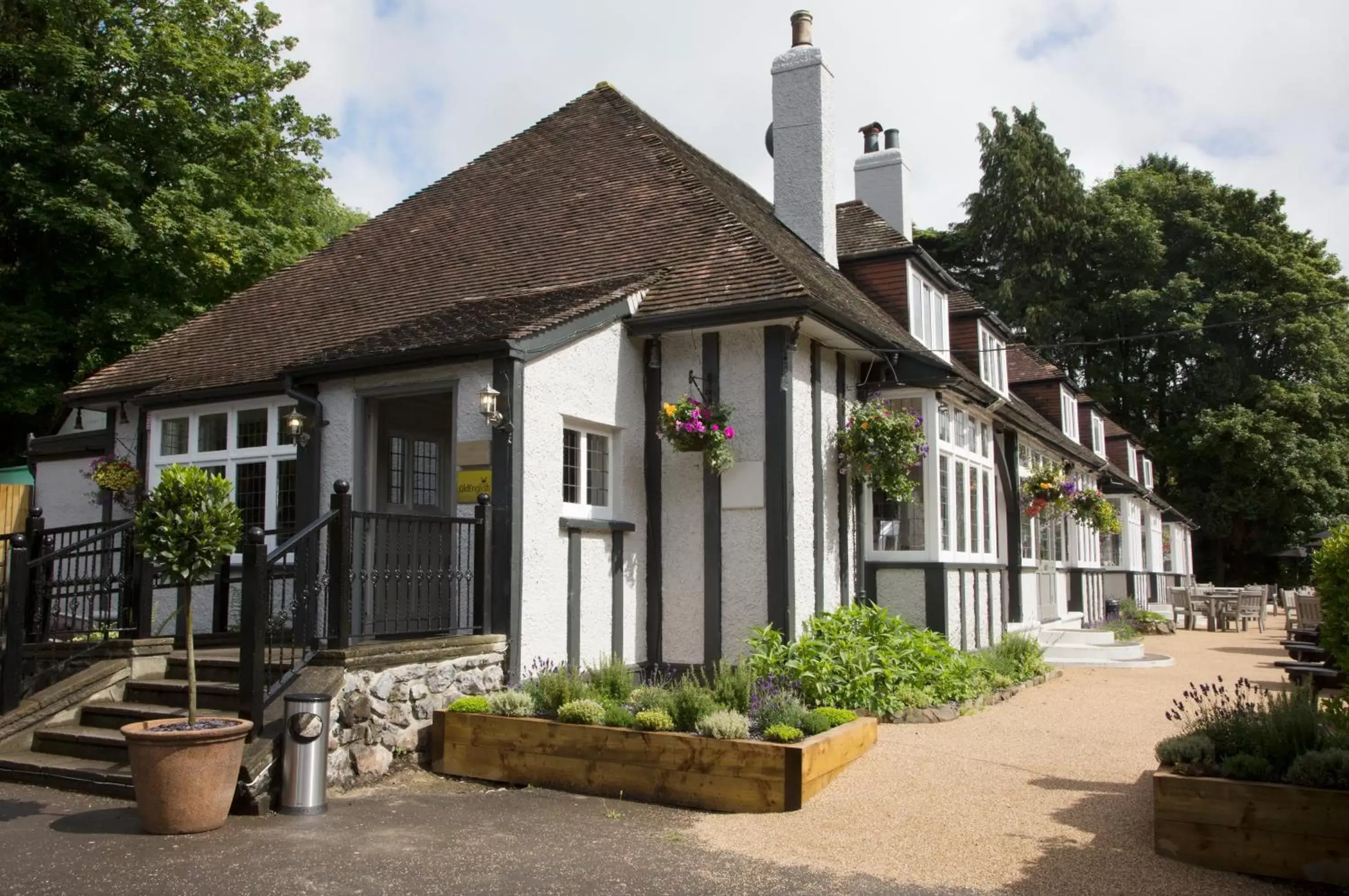 Property building, Patio/Outdoor Area in Dartbridge Inn by Greene King Inns