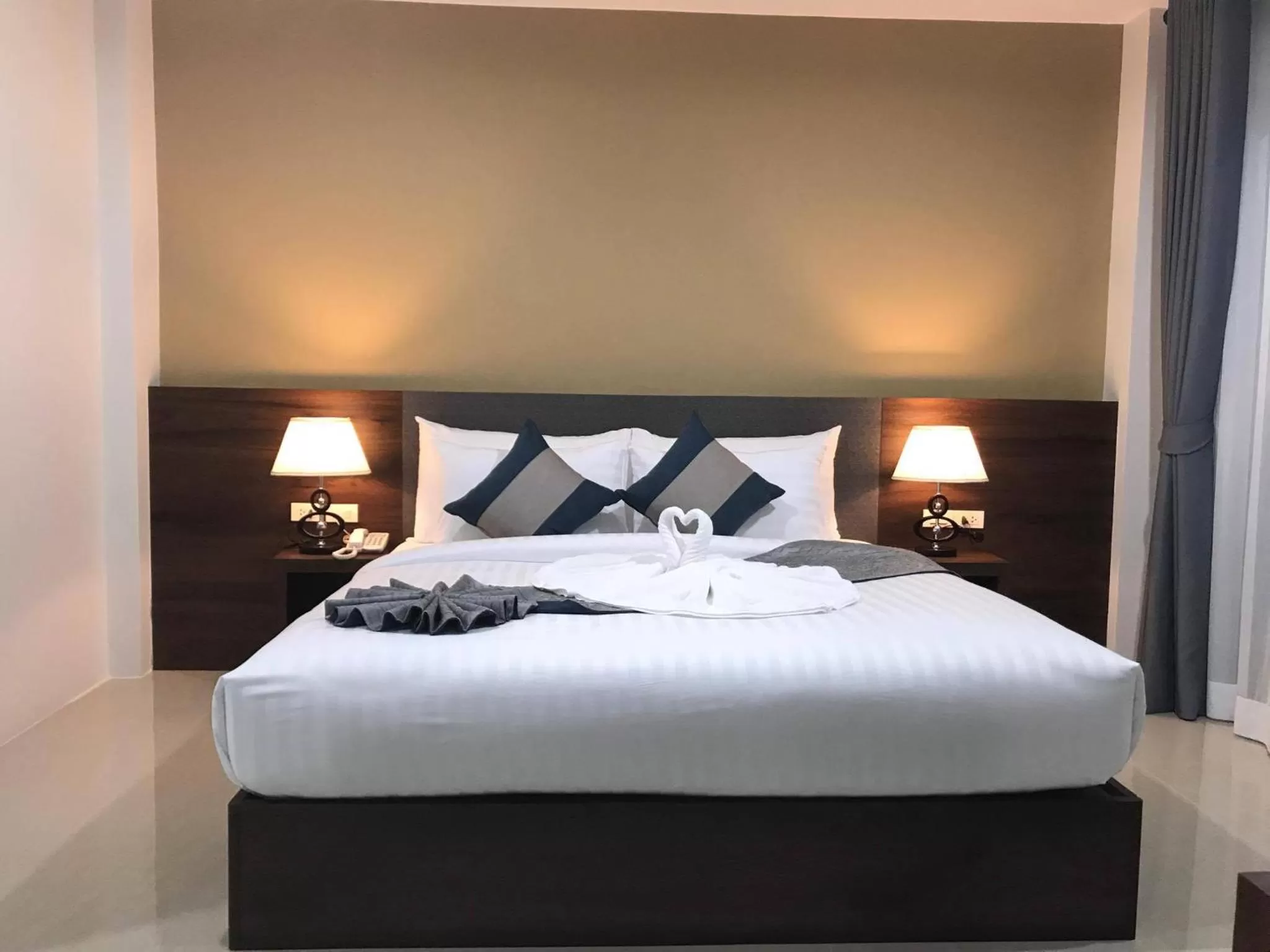 Bed in Aonang Sea Valley Resort