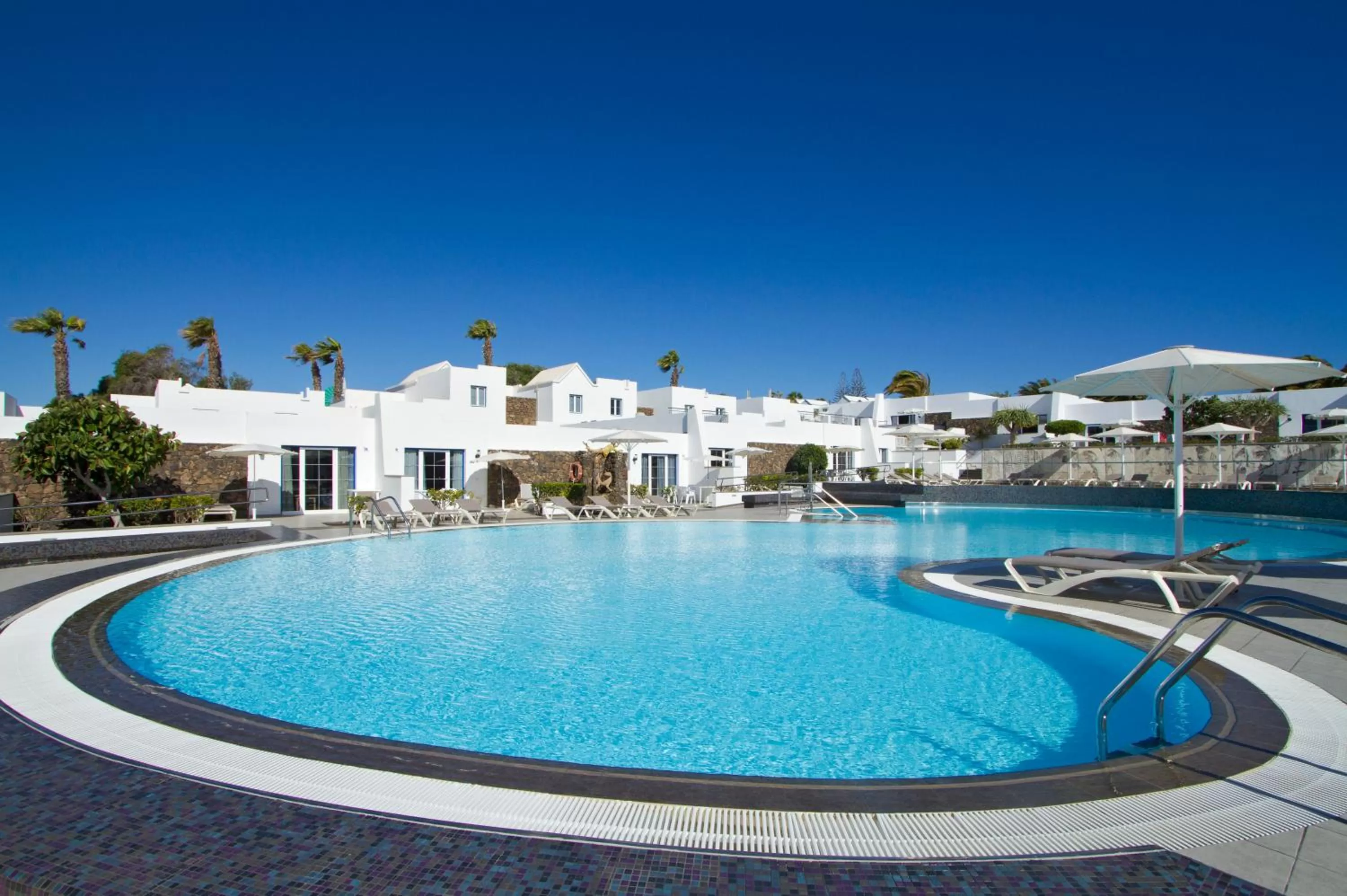Swimming pool in Nautilus Lanzarote