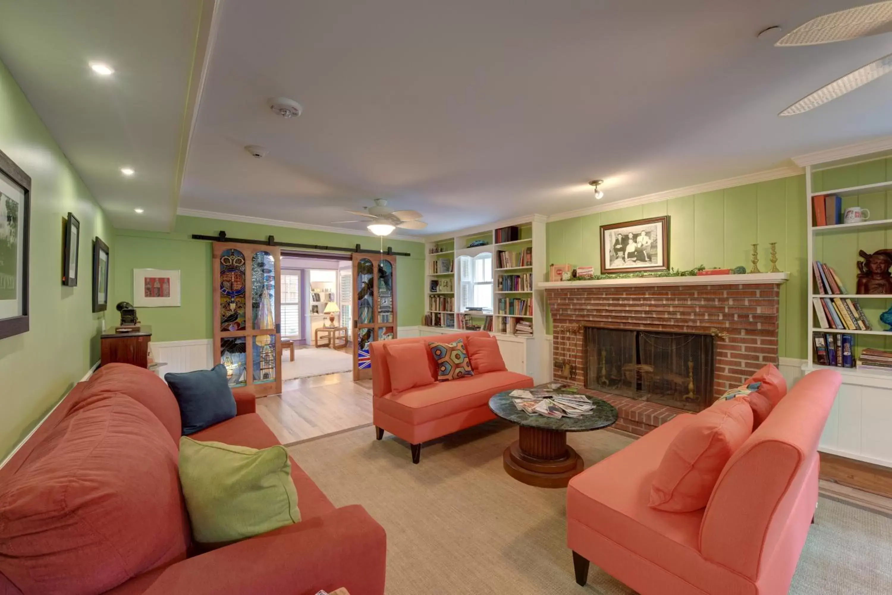 Communal lounge/ TV room, Seating Area in The Grey Owl Inn