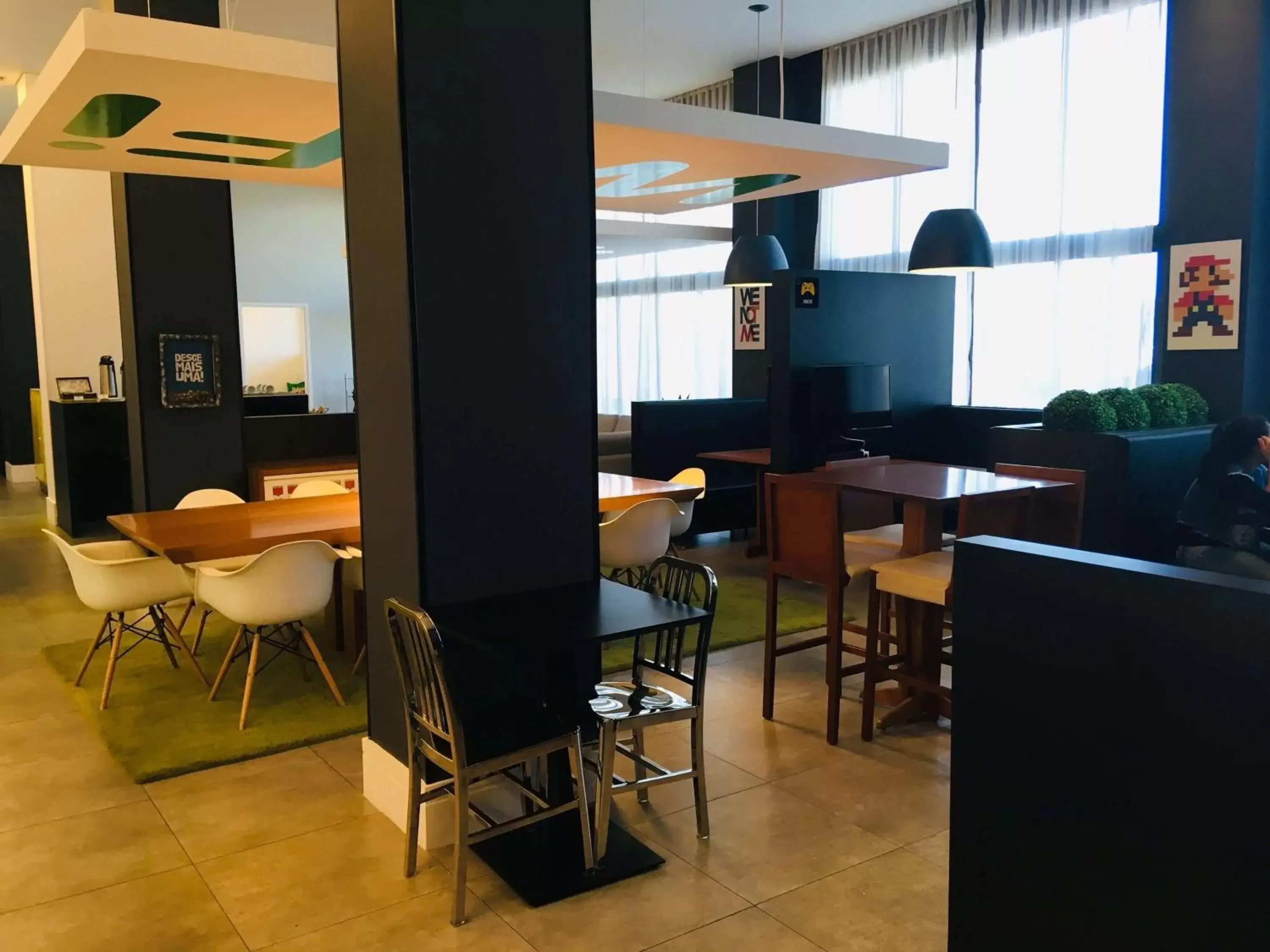 Restaurant/places to eat, Lounge/Bar in ibis Styles Pouso Alegre