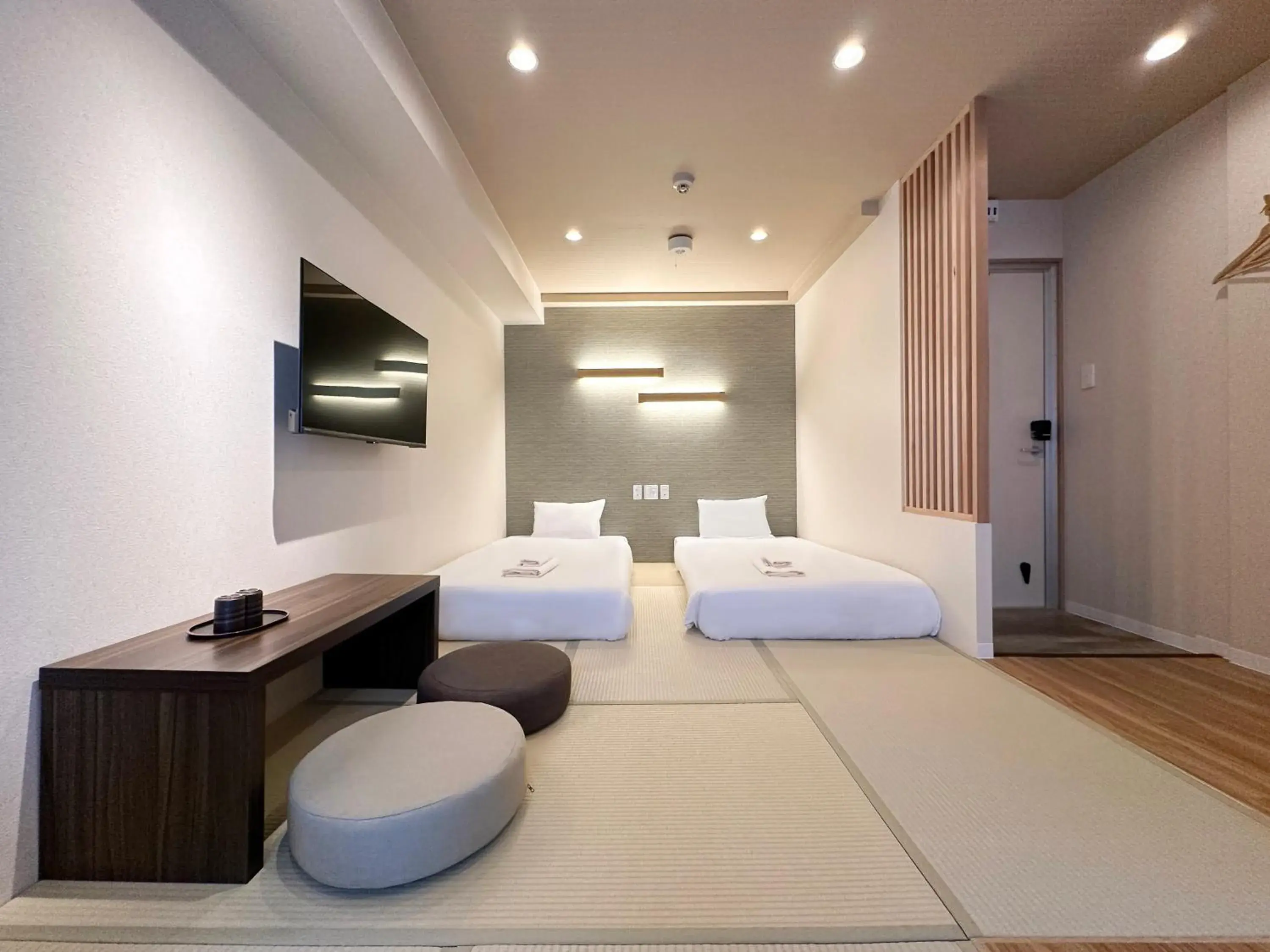 TV and multimedia, Bed in Osaka Ebisu Hotel TV and multimedia, Bed in Osaka Ebisu Hotel