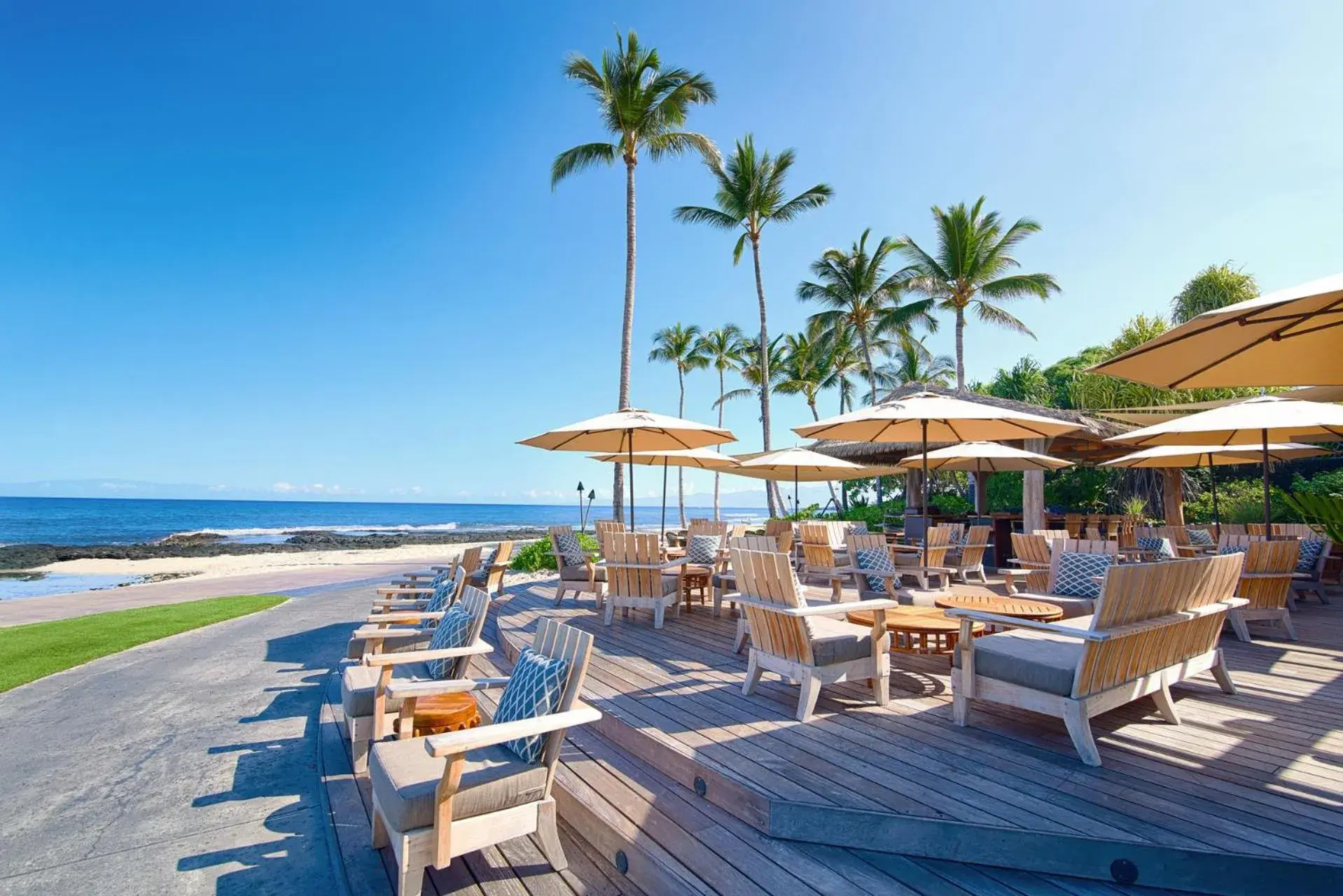 Restaurant/places to eat, Beach in Four Seasons Resort Hualalai