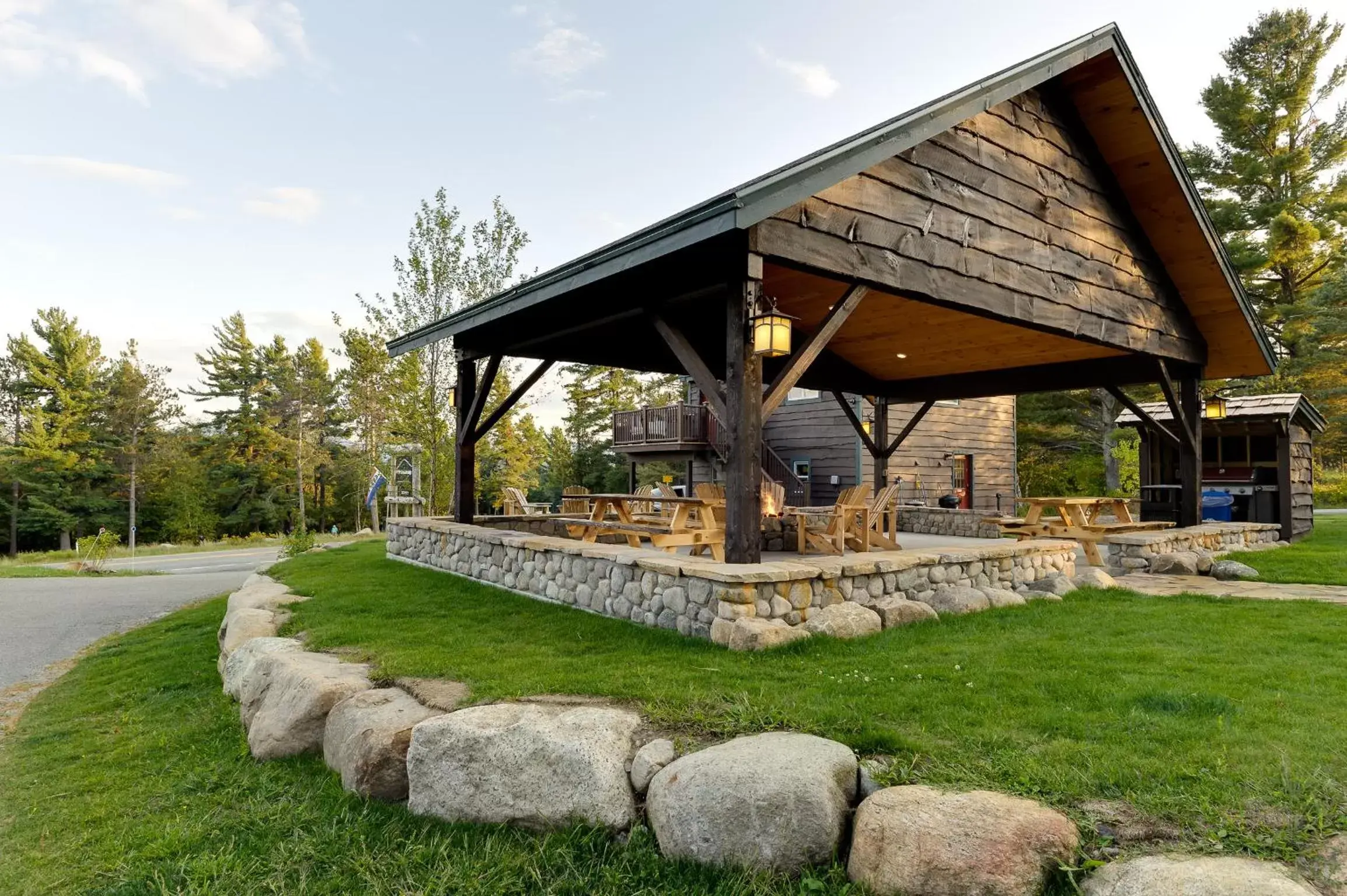 Property building, Garden in Cobble Mountain Lodge