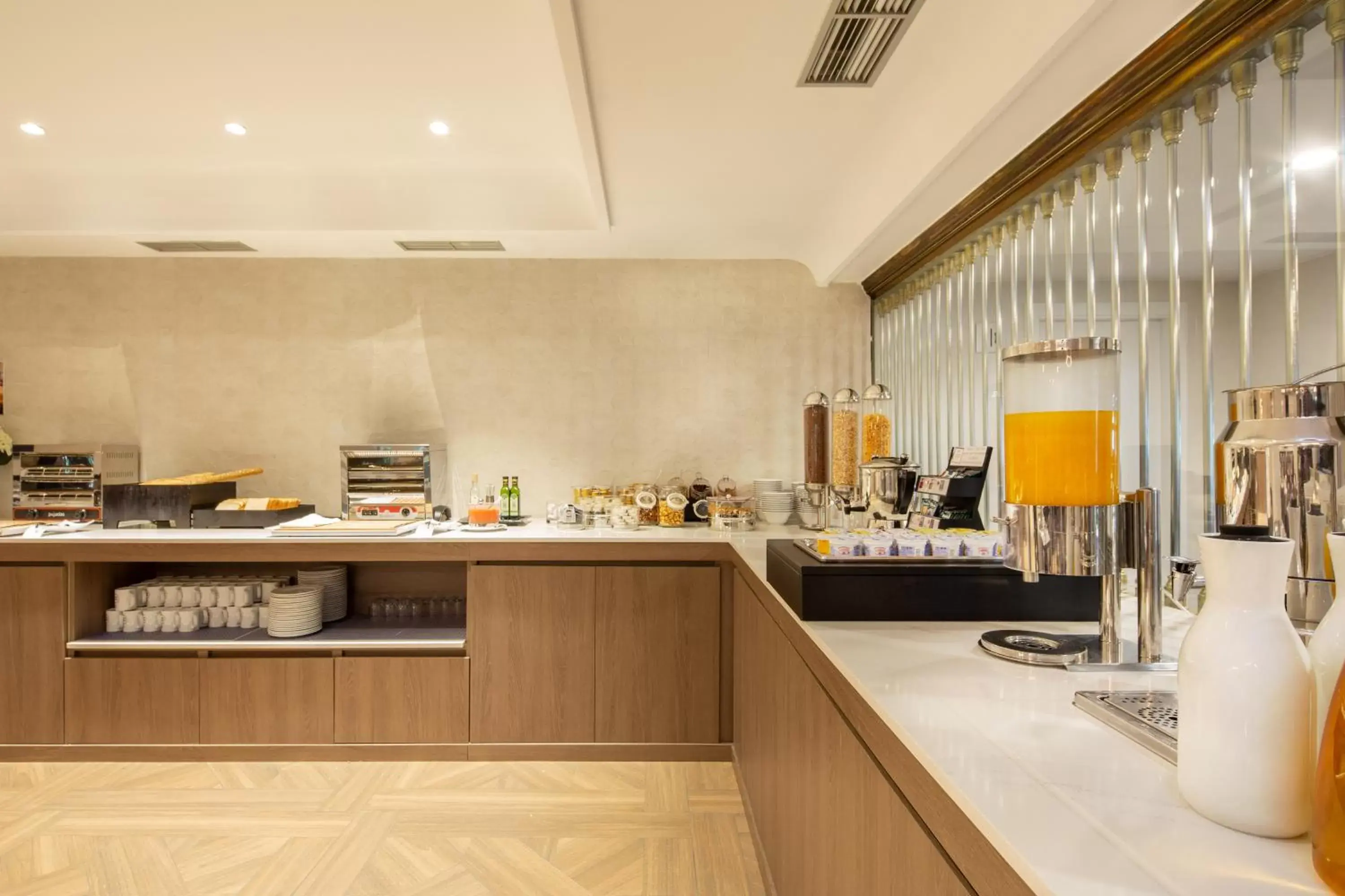 Restaurant/places to eat in Eurostars Gran Hotel Lugo Restaurant/places to eat in Eurostars Gran Hotel Lugo