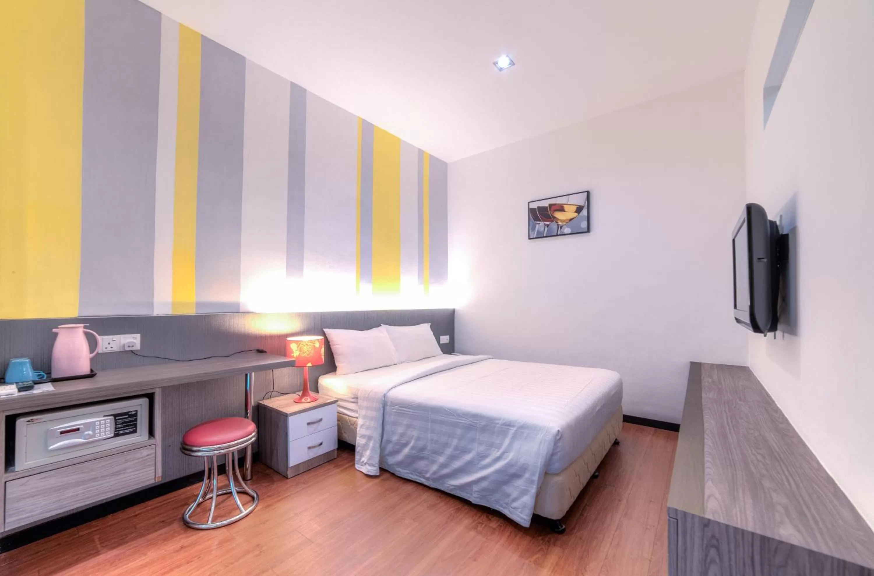 Bedroom, Bed in Yan Hotel