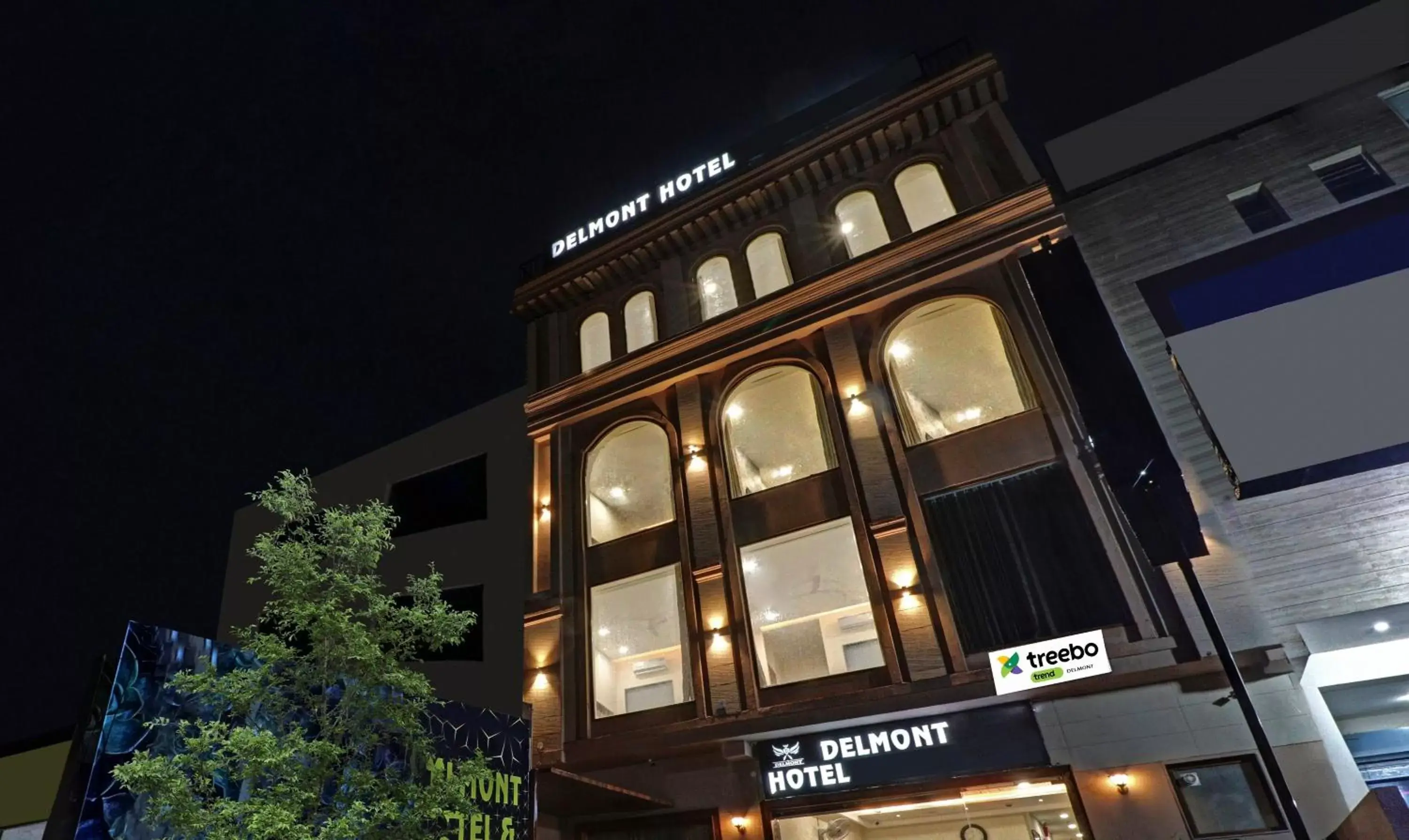 Property building in Treebo Delmont Property building in Treebo Delmont