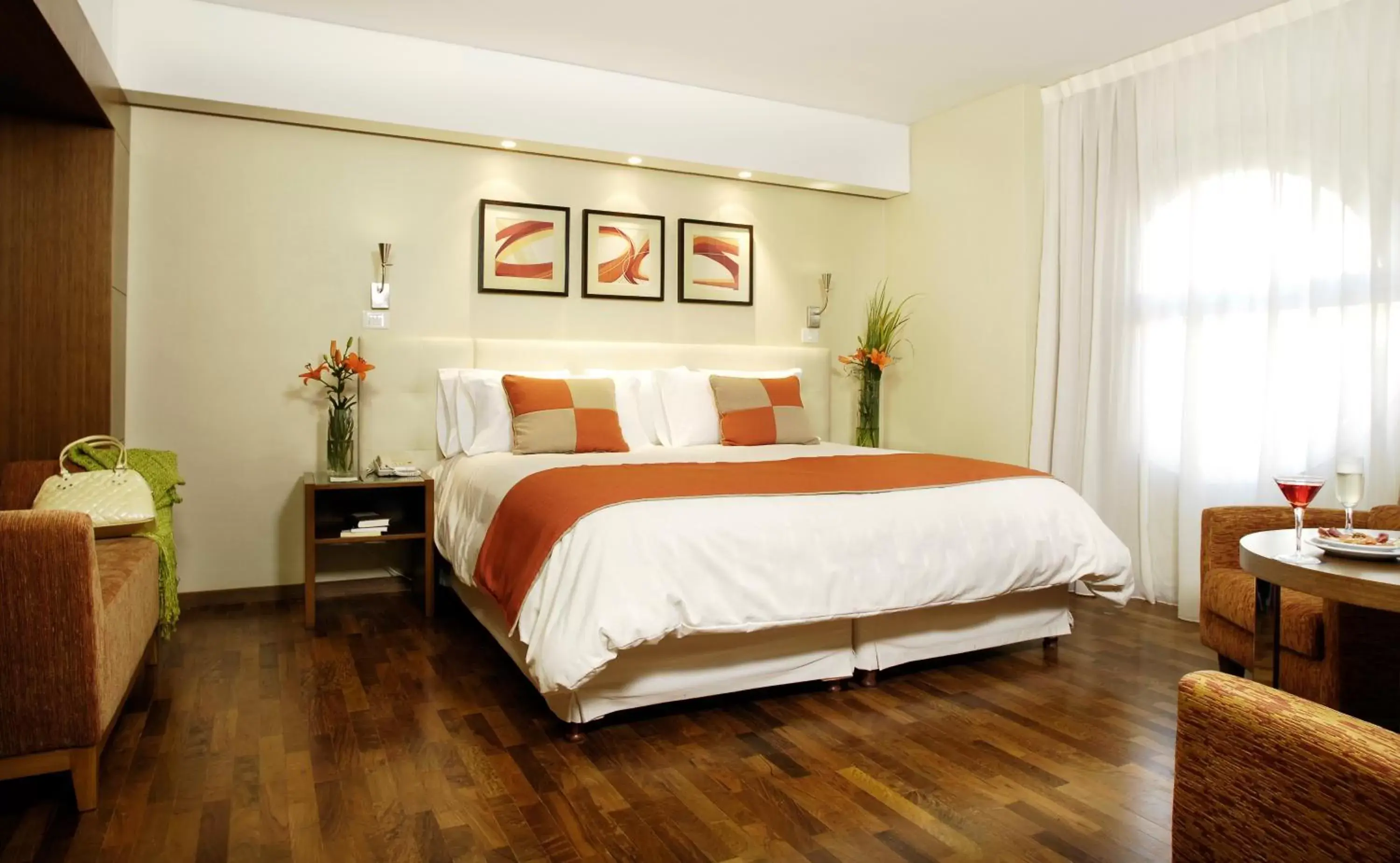 Bedroom, Bed in Regente Palace Hotel