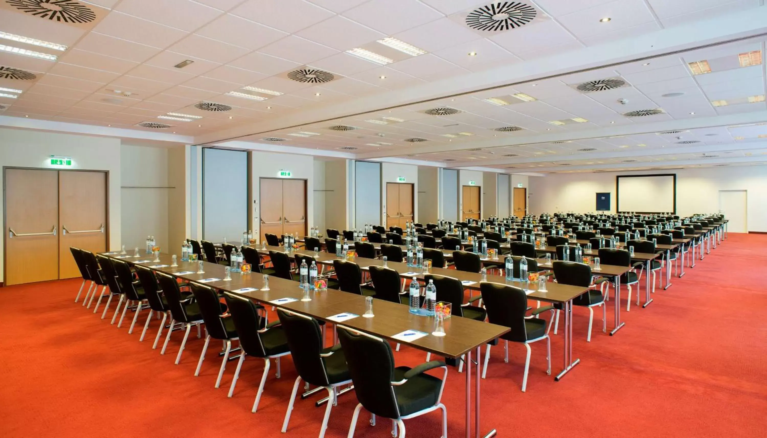 Meeting/conference room in NH Vienna Airport Conference Center