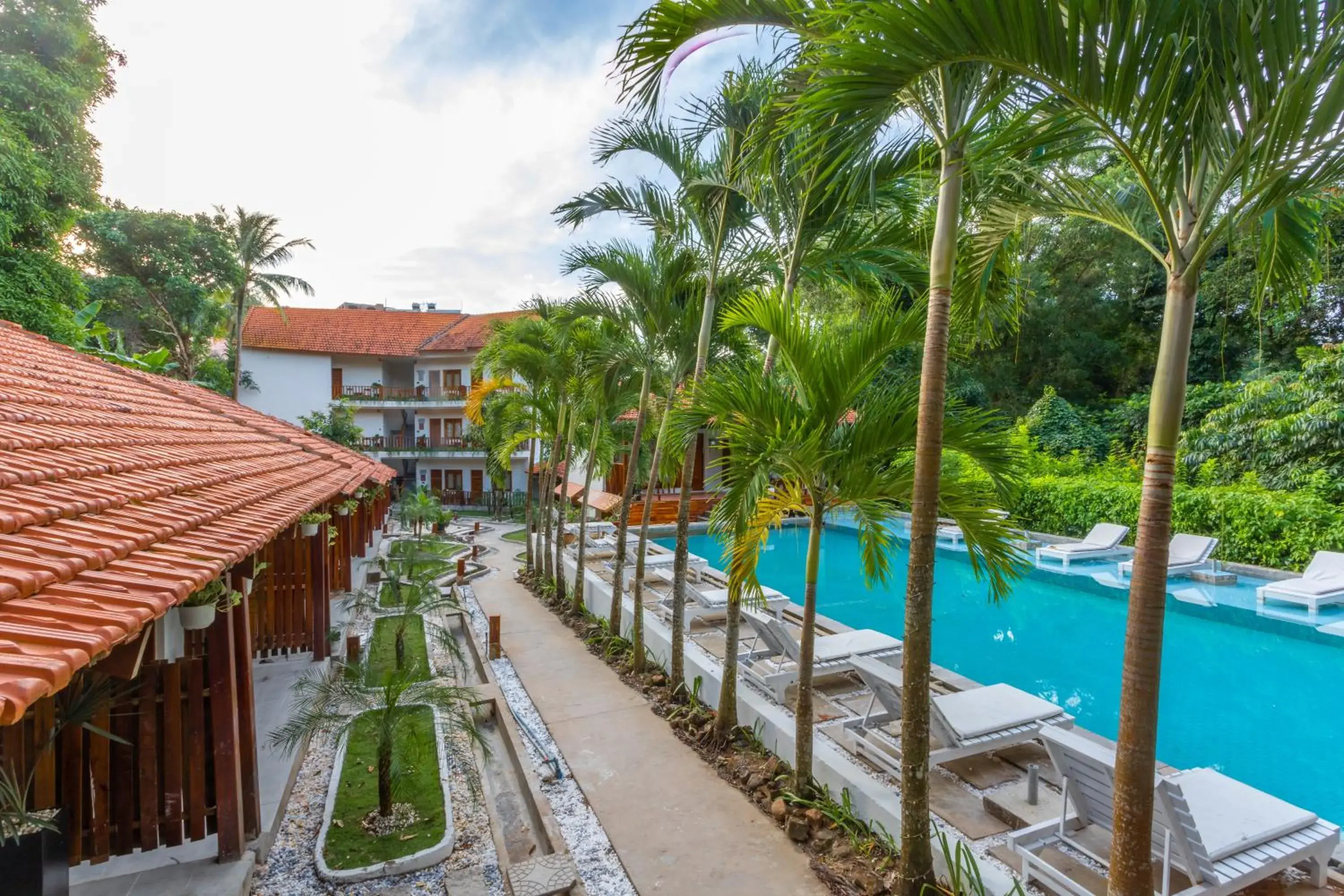 Garden view, Pool View in Bauhinia Resort Phu Quoc