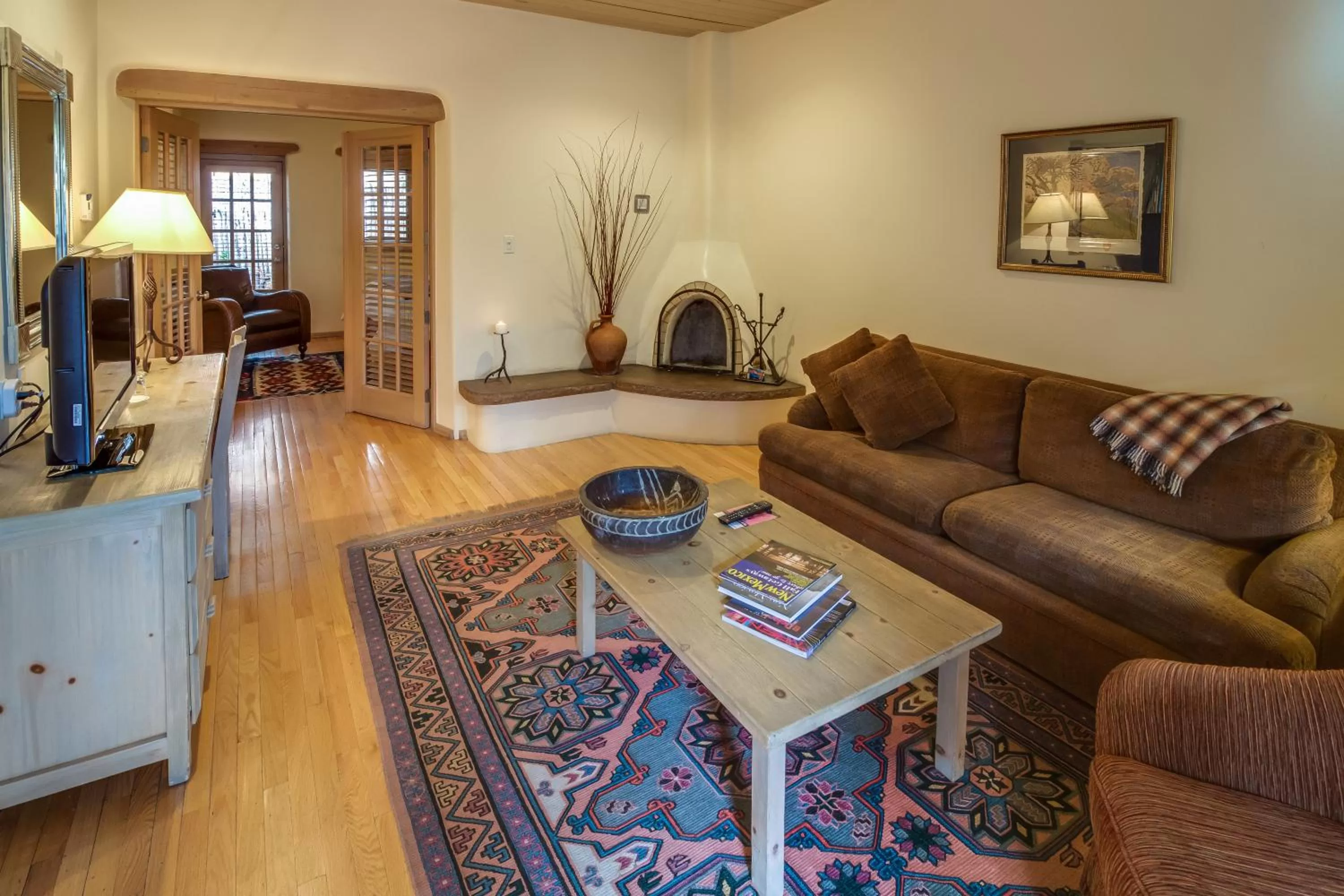 Living room in Inn on the Alameda