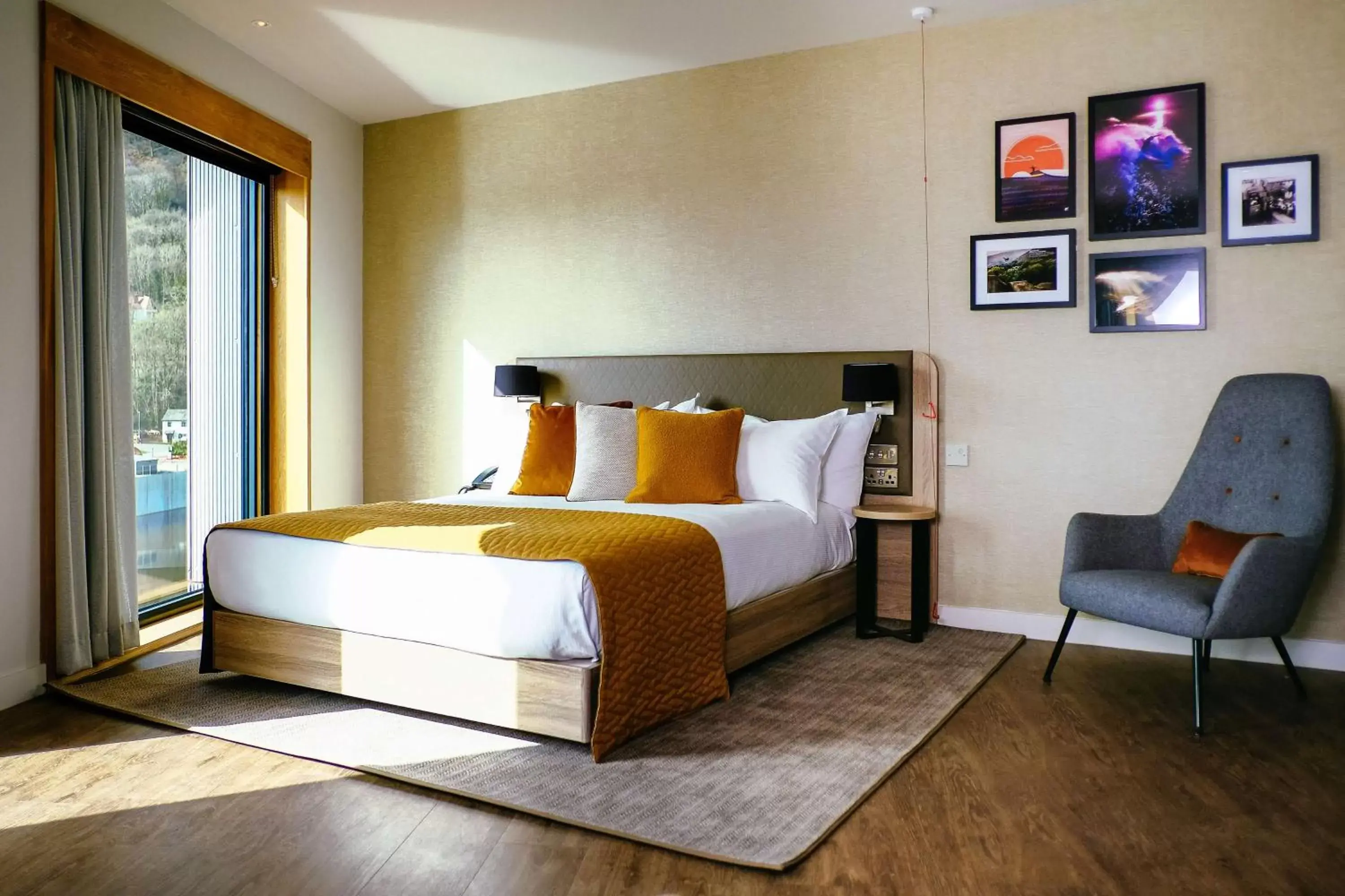 View (from property/room), Bed in Hilton Garden Inn Snowdonia View (from property/room), Bed in Hilton Garden Inn Snowdonia