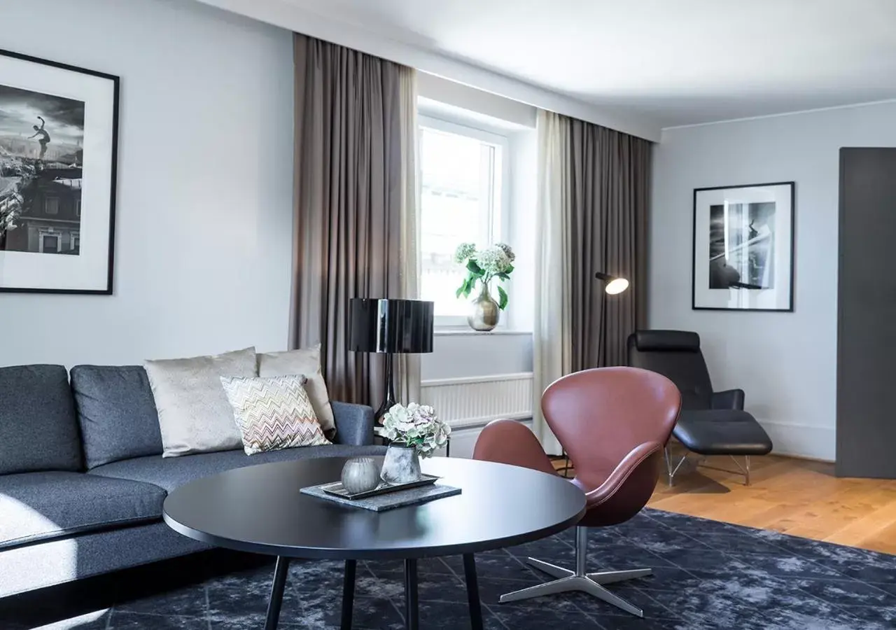 Living room, Seating Area in Radisson Blu Scandinavia Hotel, Göteborg