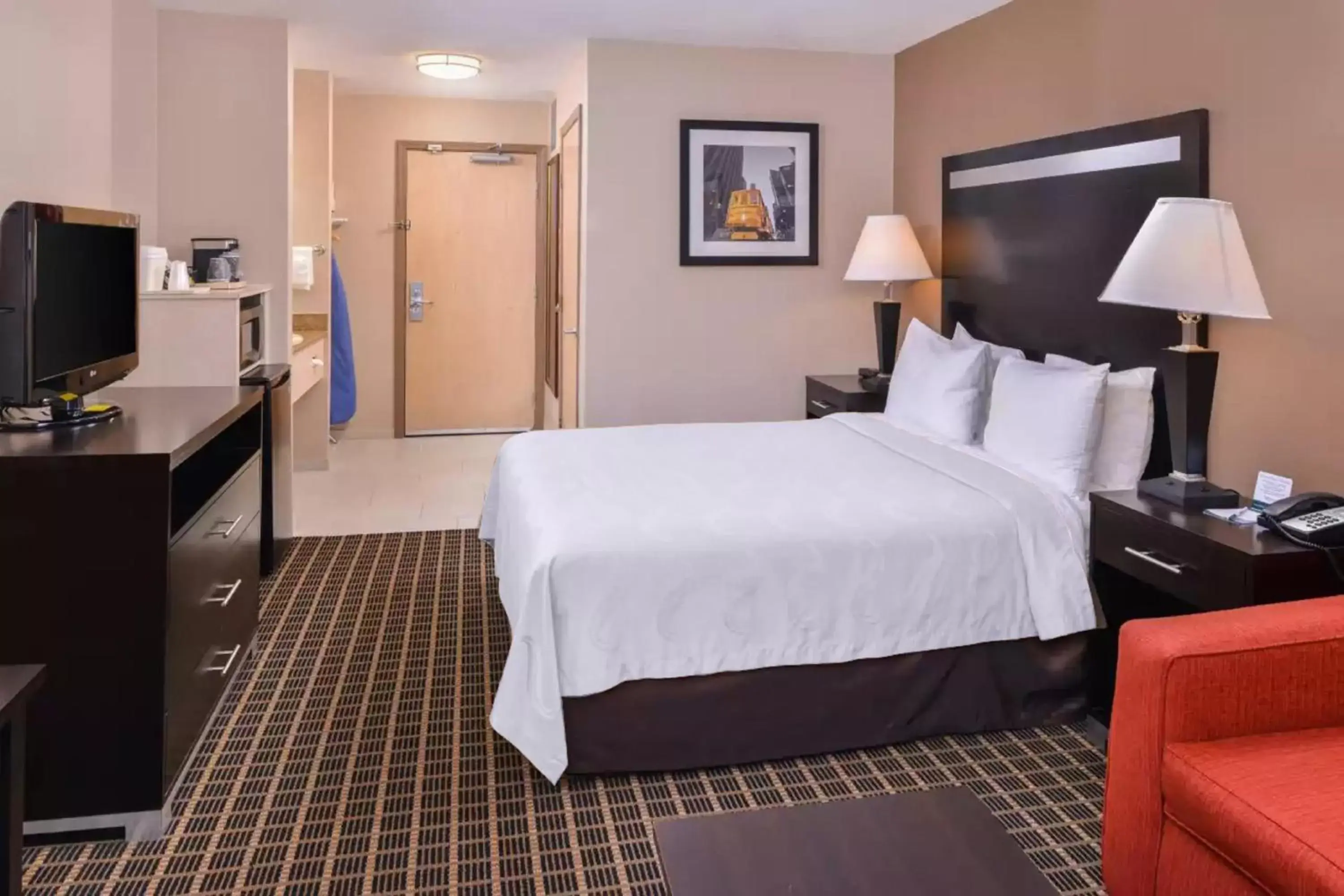 Photo of the whole room, Bed in Hotel Nova SFO By FairBridge