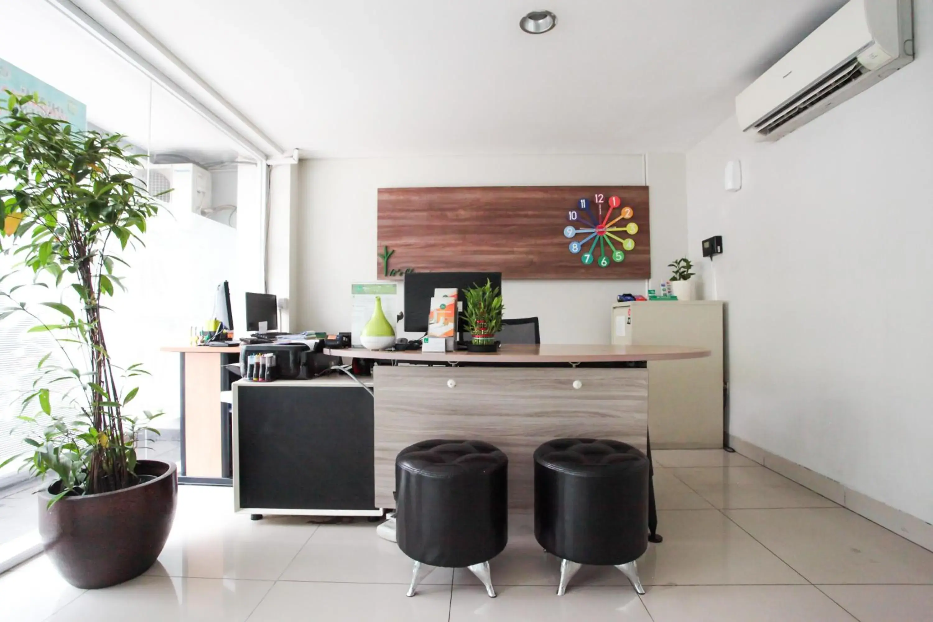 Kitchen/Kitchenette in LeGreen Suite Tebet