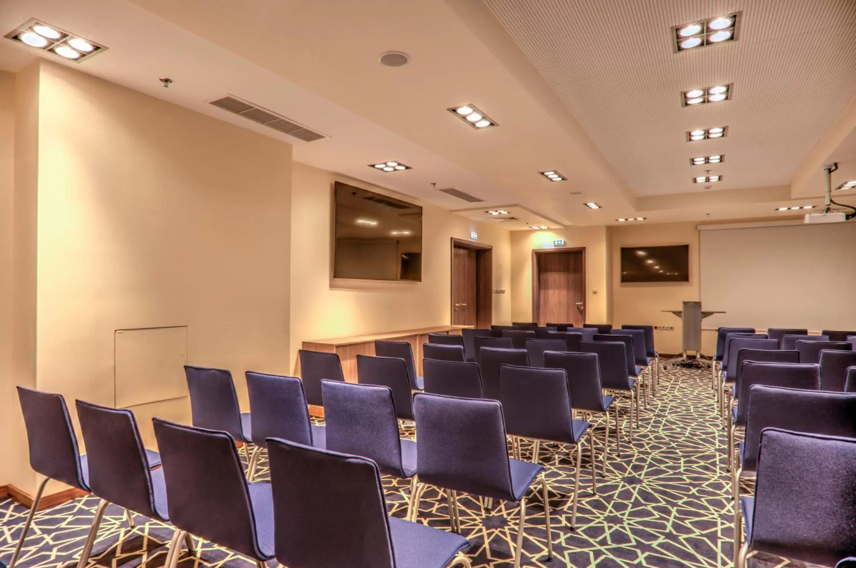 Meeting/conference room in Holiday Inn Plovdiv, an IHG Hotel