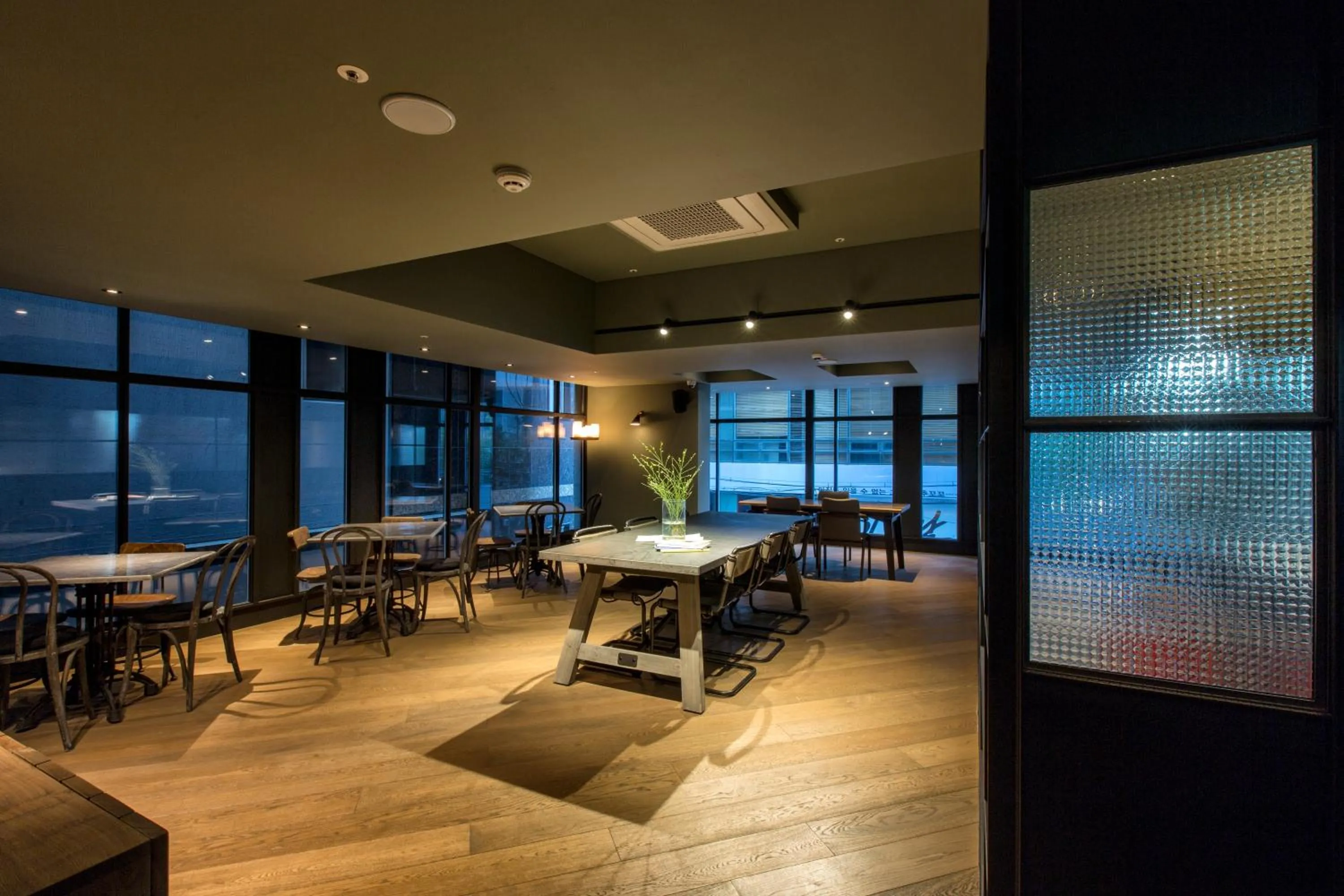 Restaurant/places to eat in Stay Hotel Gangnam