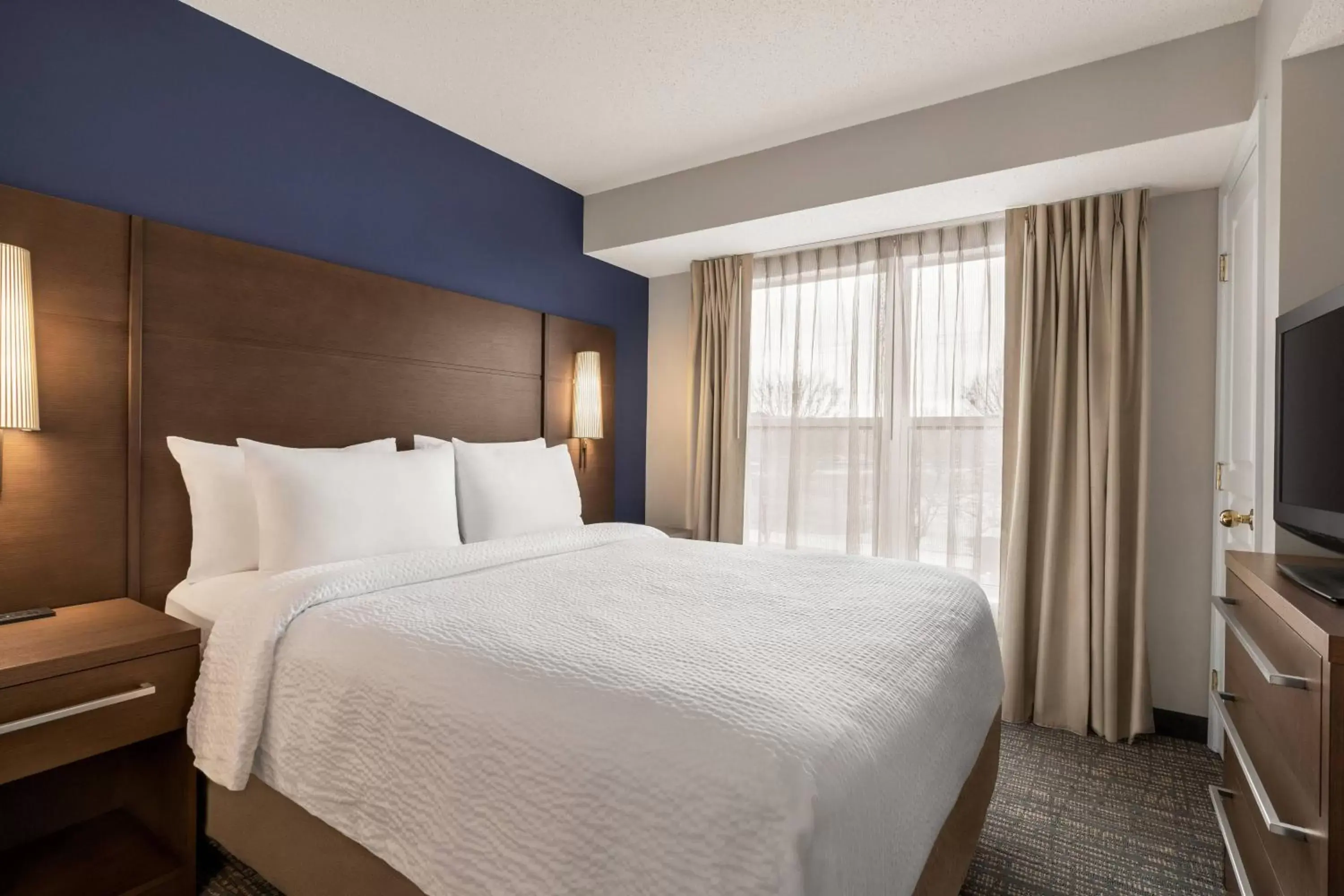 Bedroom, Bed in Residence Inn by Marriott Philadelphia West Chester/Exton