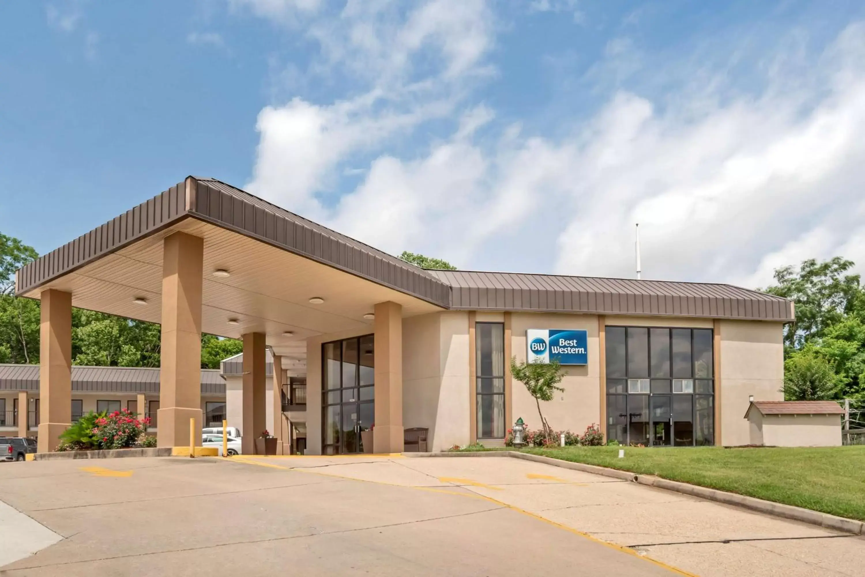 Property Building in Best Western Vicksburg