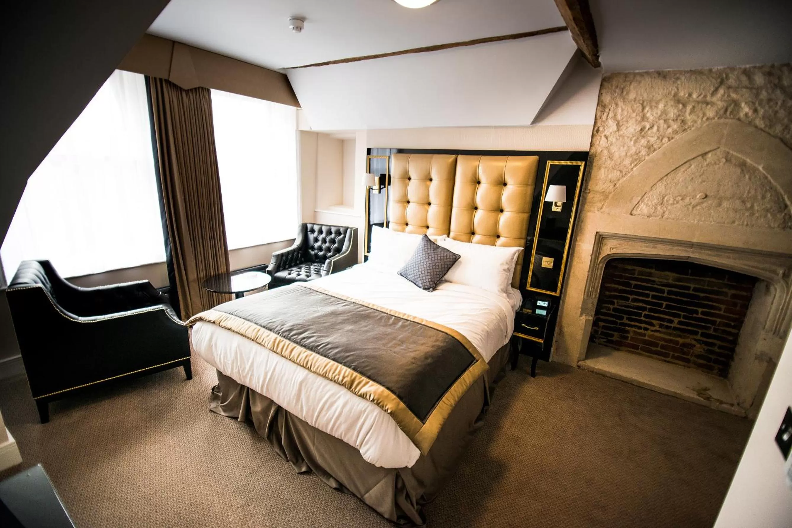 Bed in Museum Residence Oxford