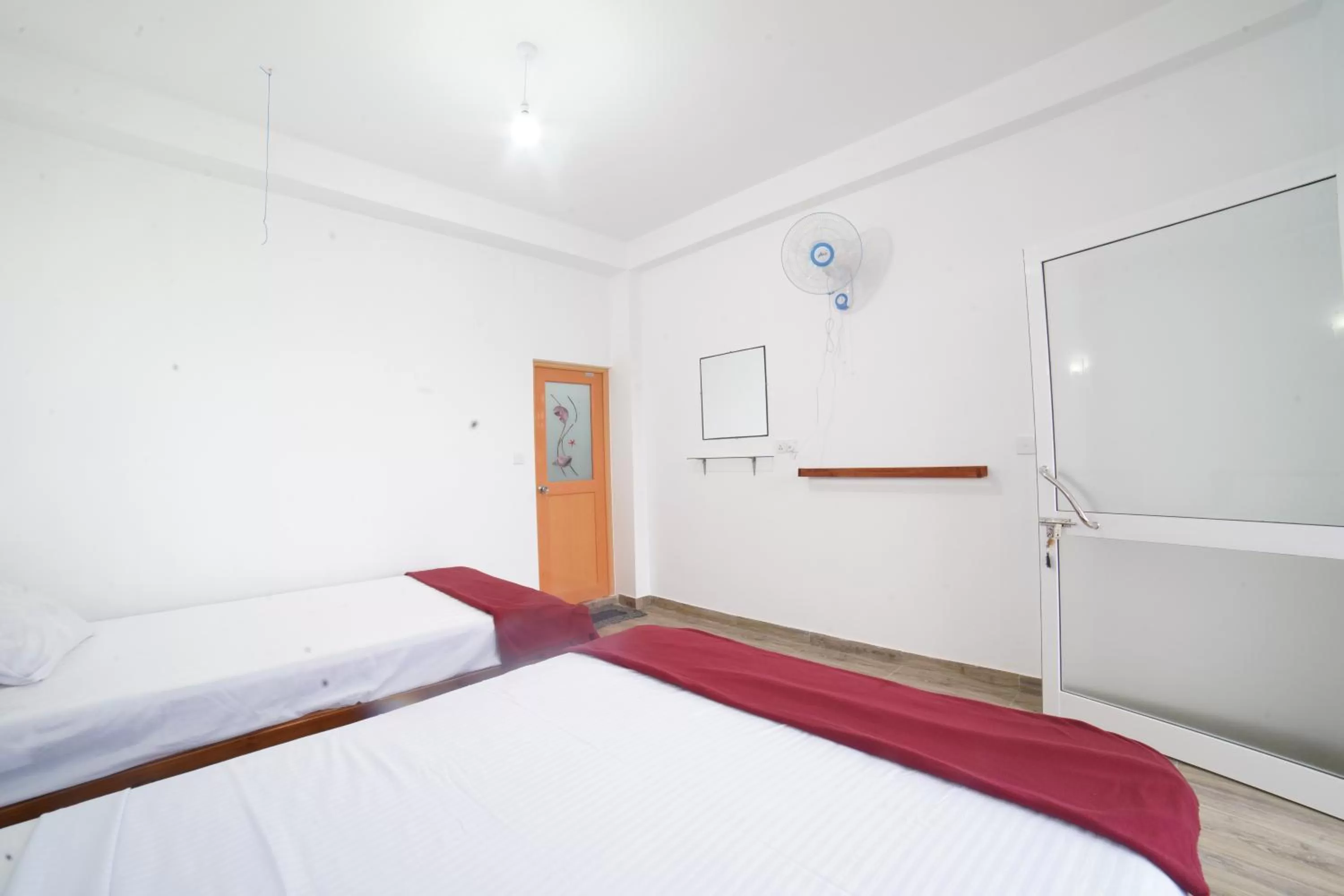 Bed in Pleasant Peak