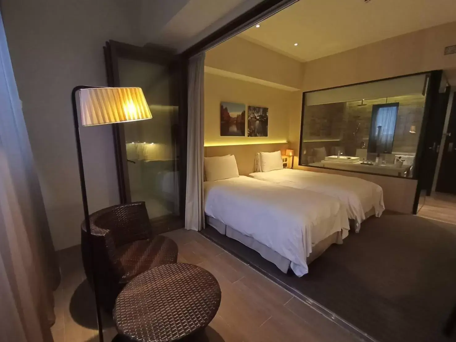 Photo of the whole room, Bed in Riverview Suites Taipei