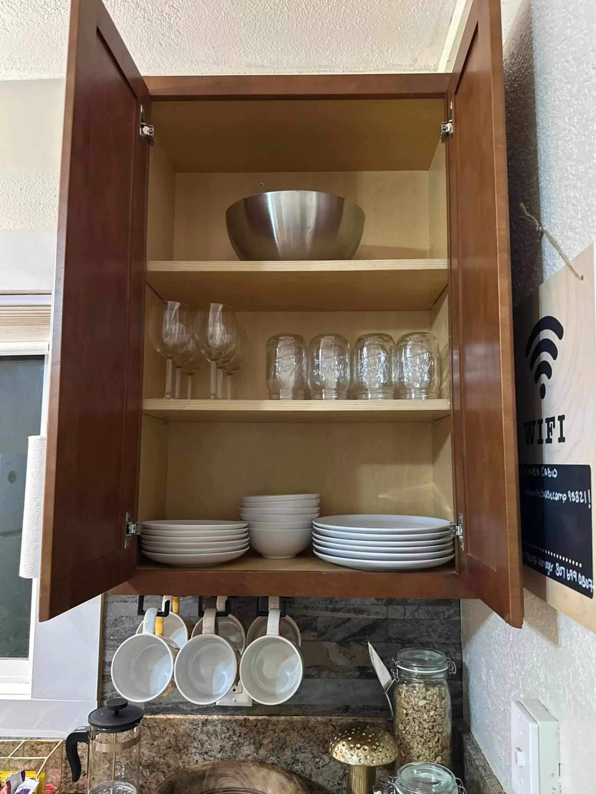 Kitchen or kitchenette in Yosemite Basecamp