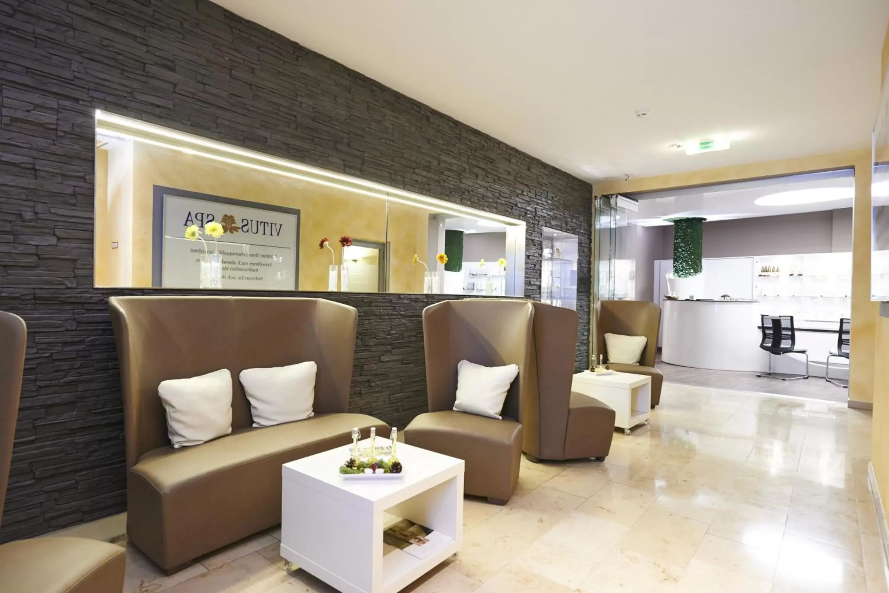 Spa and wellness centre/facilities, Lobby/Reception in Best Western Plus Kurhotel an der Obermaintherme